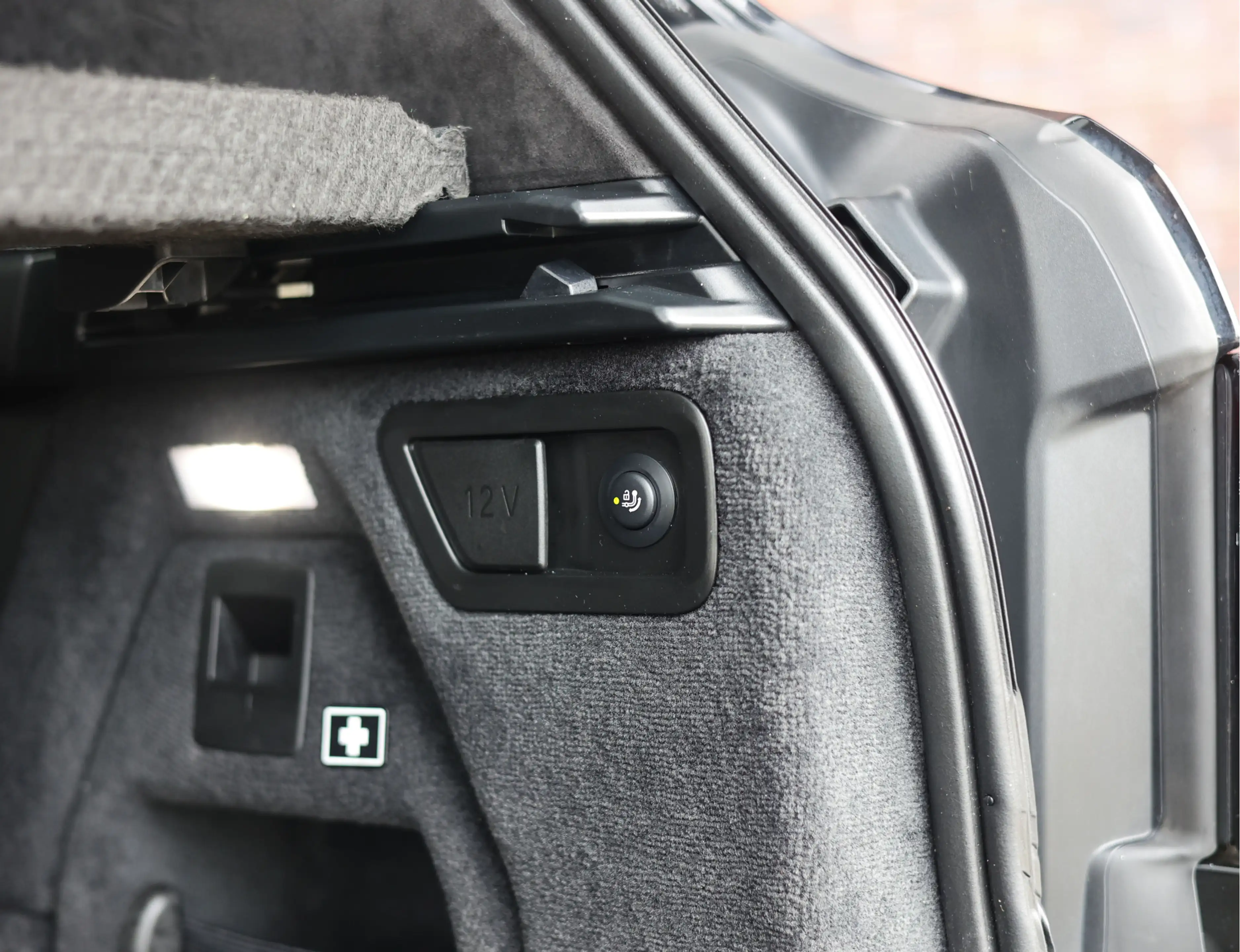 BMW X7 40i xDrive | Skylounge - B&O - Massage — photo 21