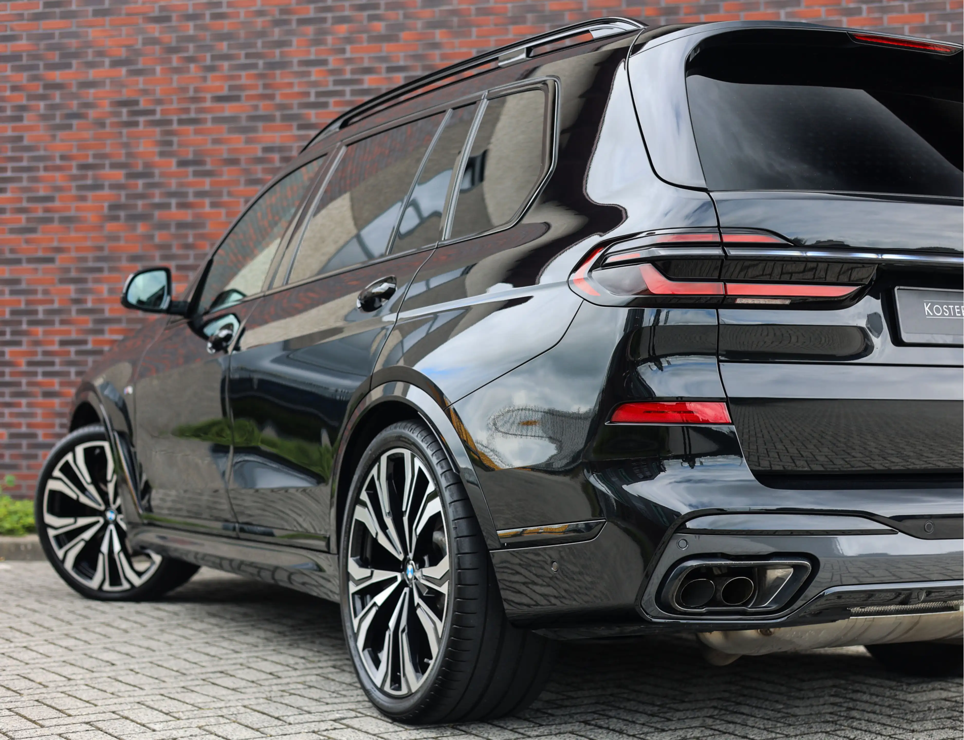BMW X7 40i xDrive | Skylounge - B&O - Massage — photo 7