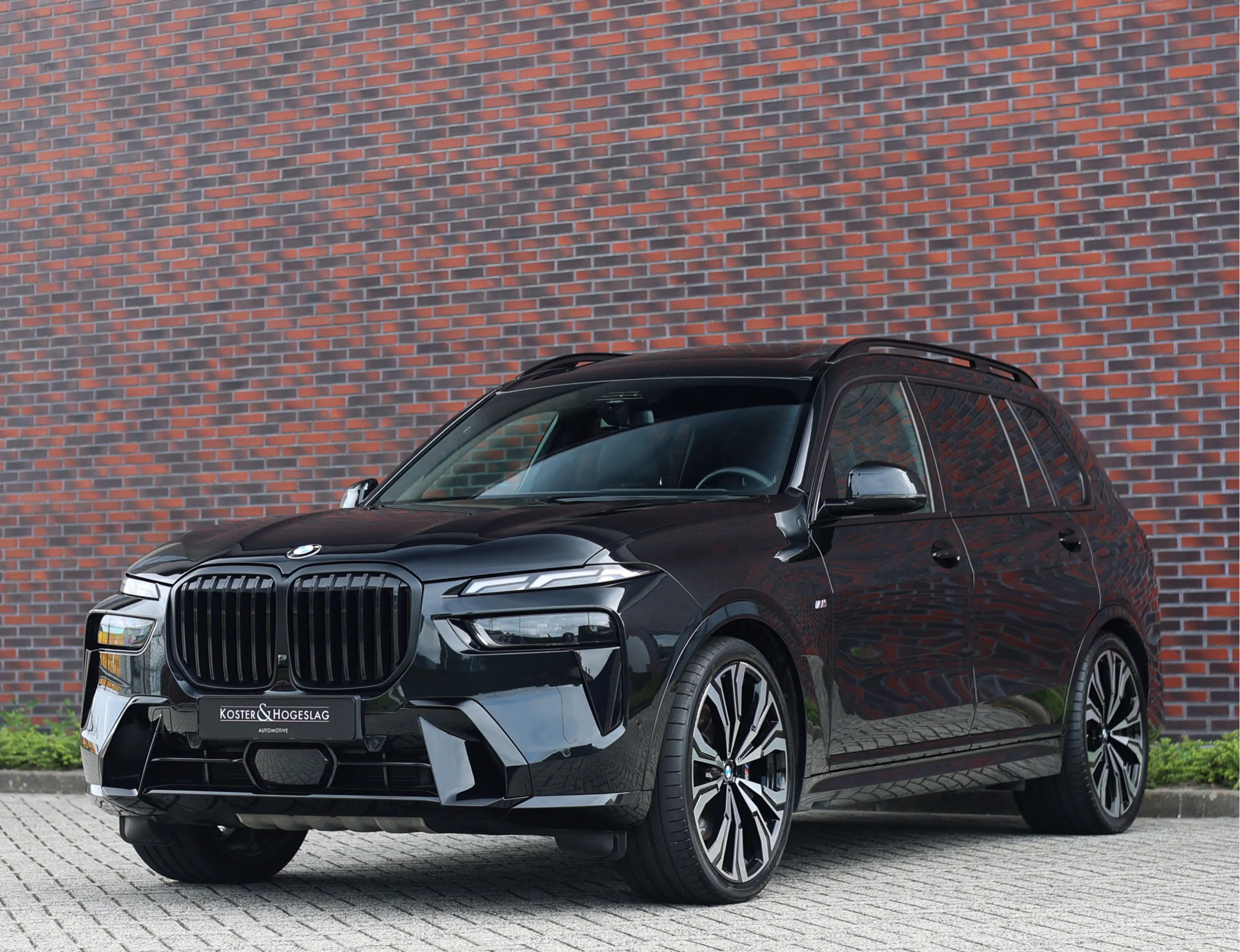 BMW X7 40i xDrive | Skylounge - B&O - Massage — photo 15