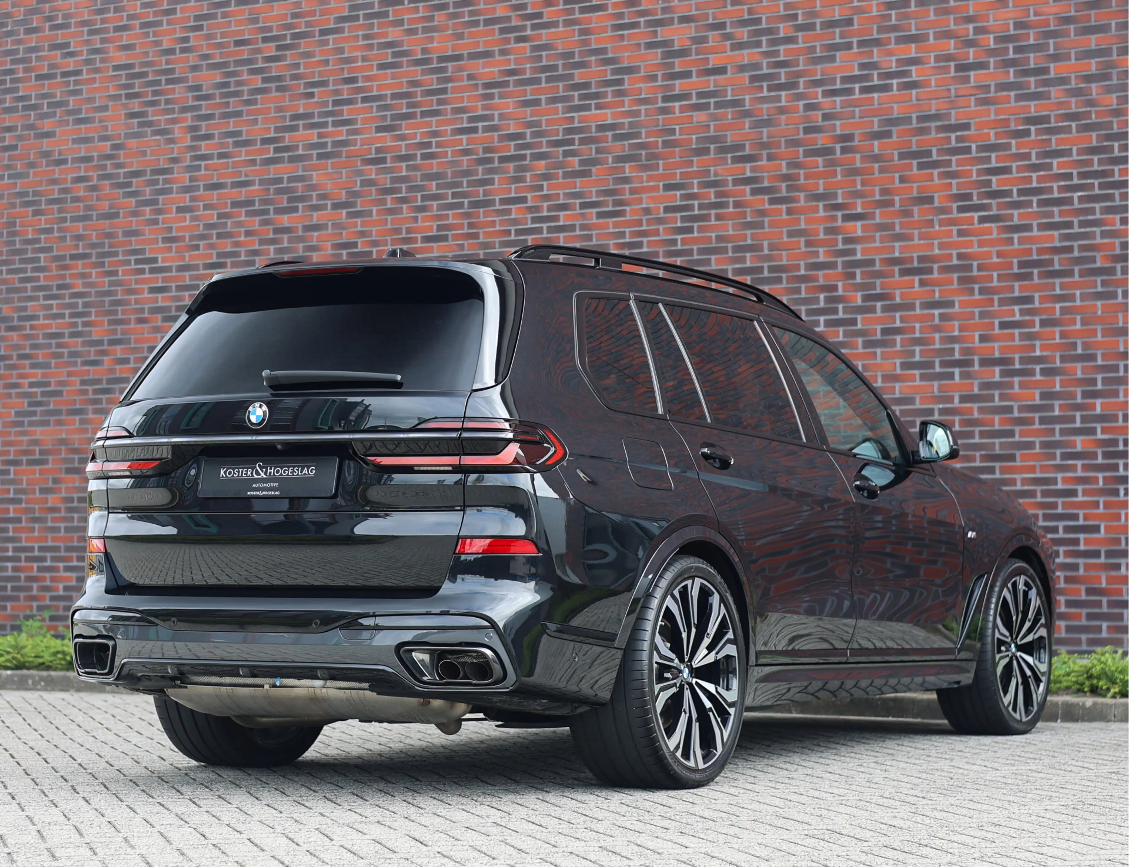 BMW X7 40i xDrive | Skylounge - B&O - Massage — photo 16
