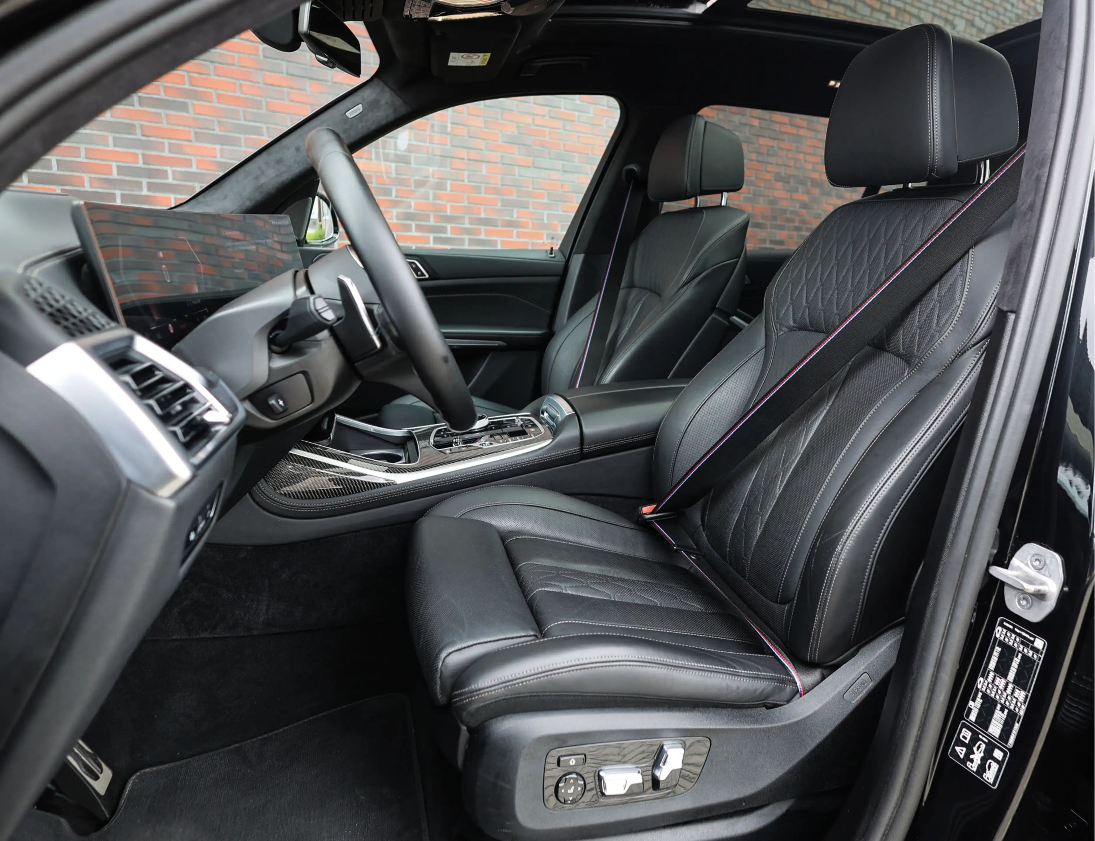 BMW X7 40i xDrive | Skylounge - B&O - Massage — photo 24