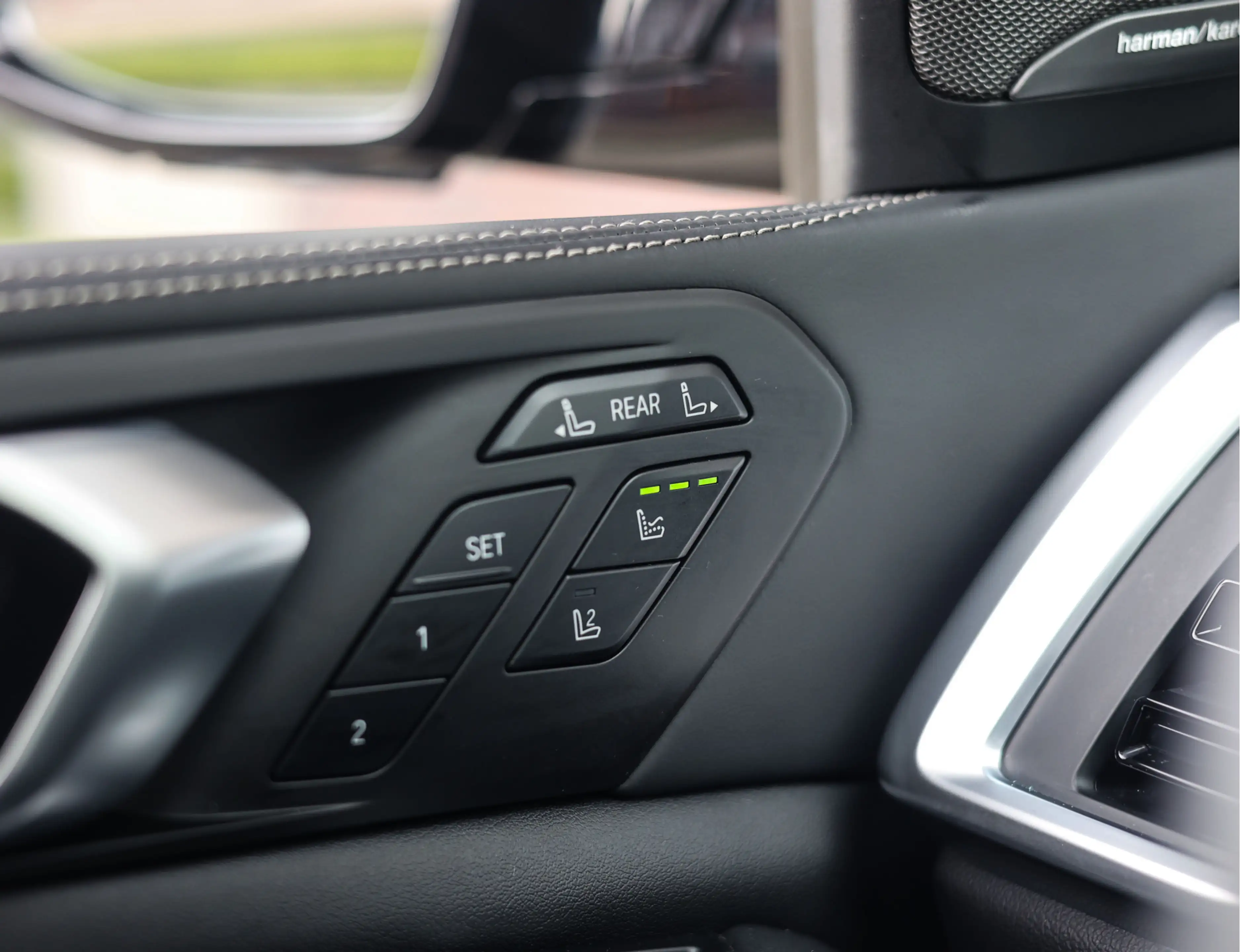 BMW X7 40i xDrive | Skylounge - B&O - Massage — photo 27