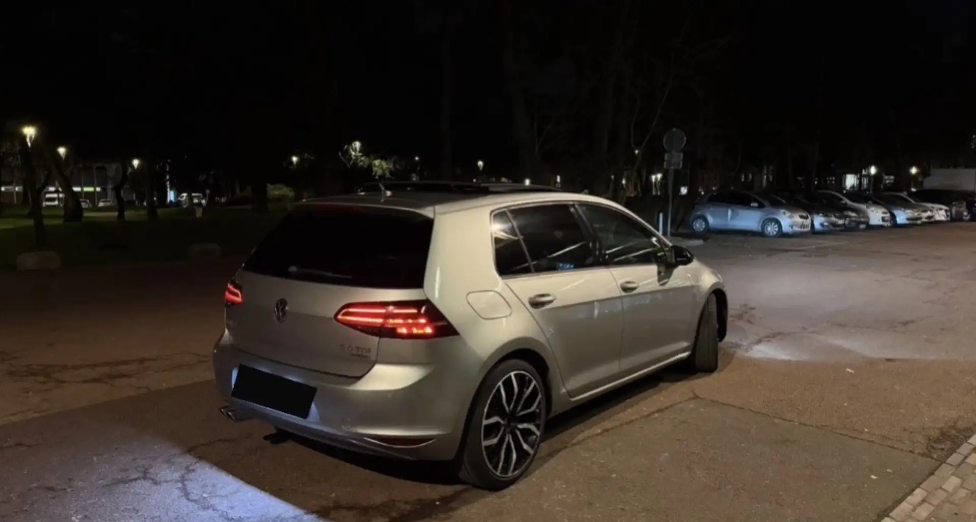 Volkswagen Golf 2.0 TDI 150 - 1