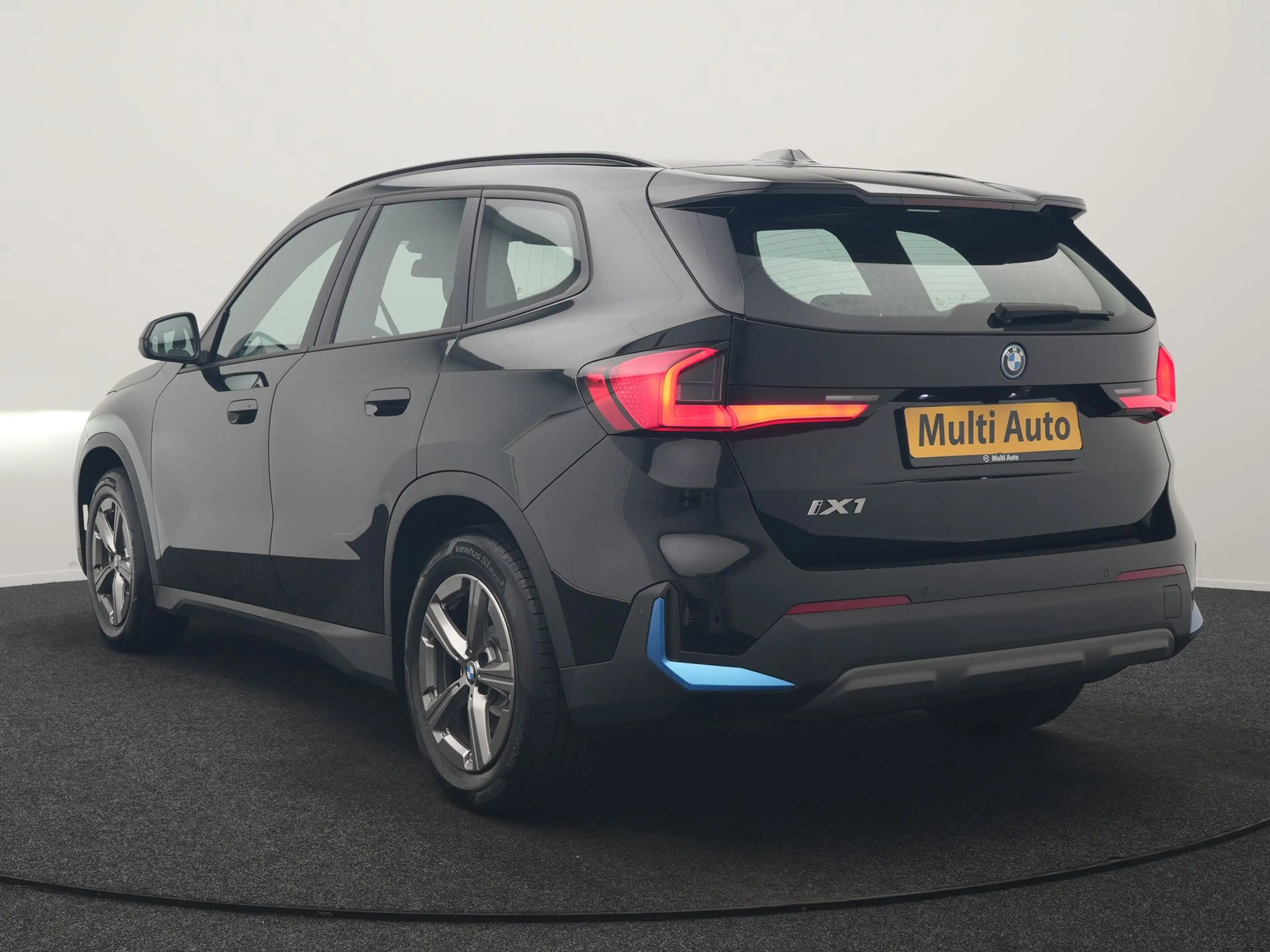 BMW iX1 xDrive30 67 kWh 313pk Dealer O.H. | Trekhaak Af Fa — photo 26
