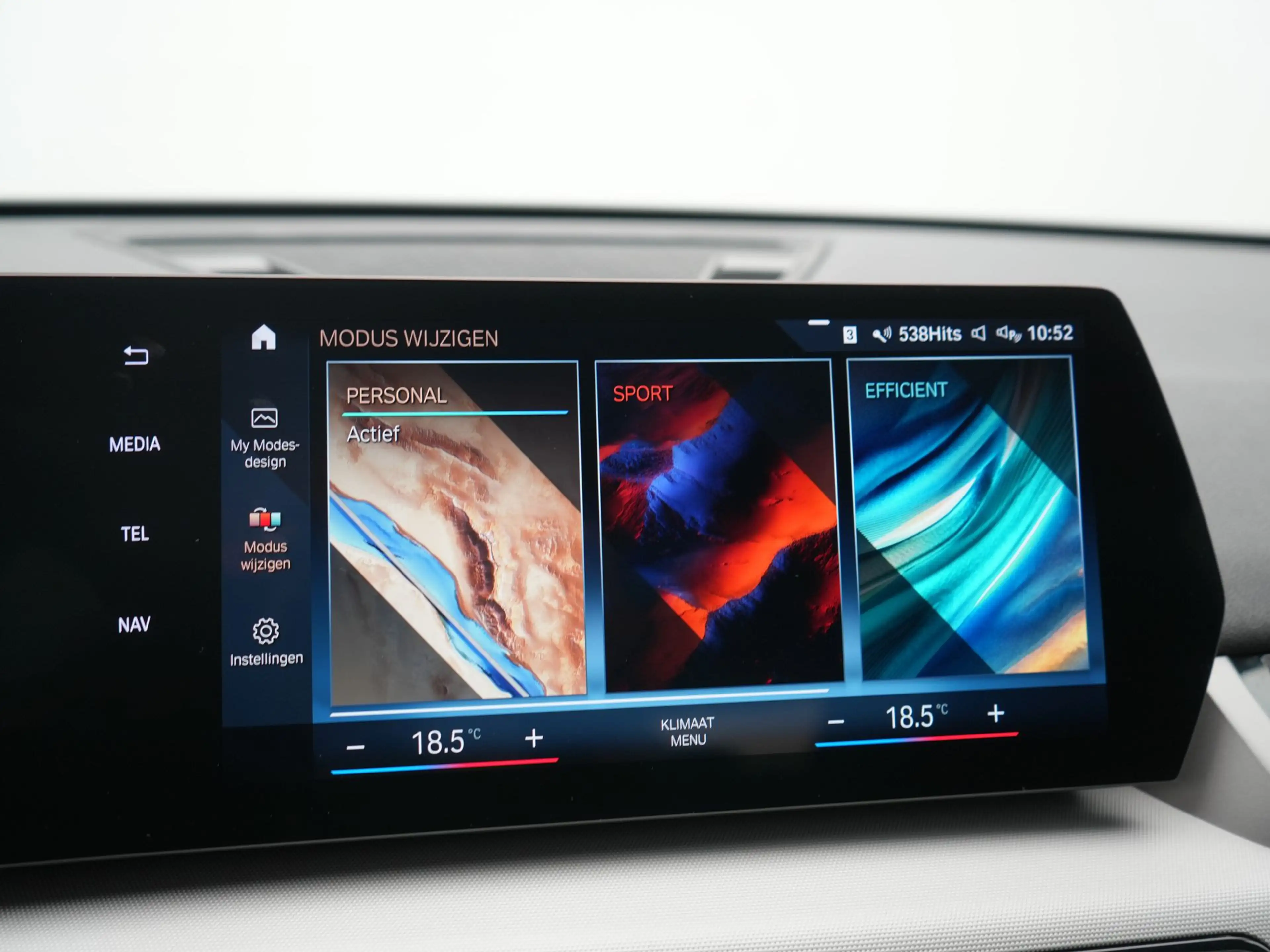 BMW iX1 xDrive30 67 kWh 313pk Dealer O.H. | Trekhaak Af Fa — photo 39