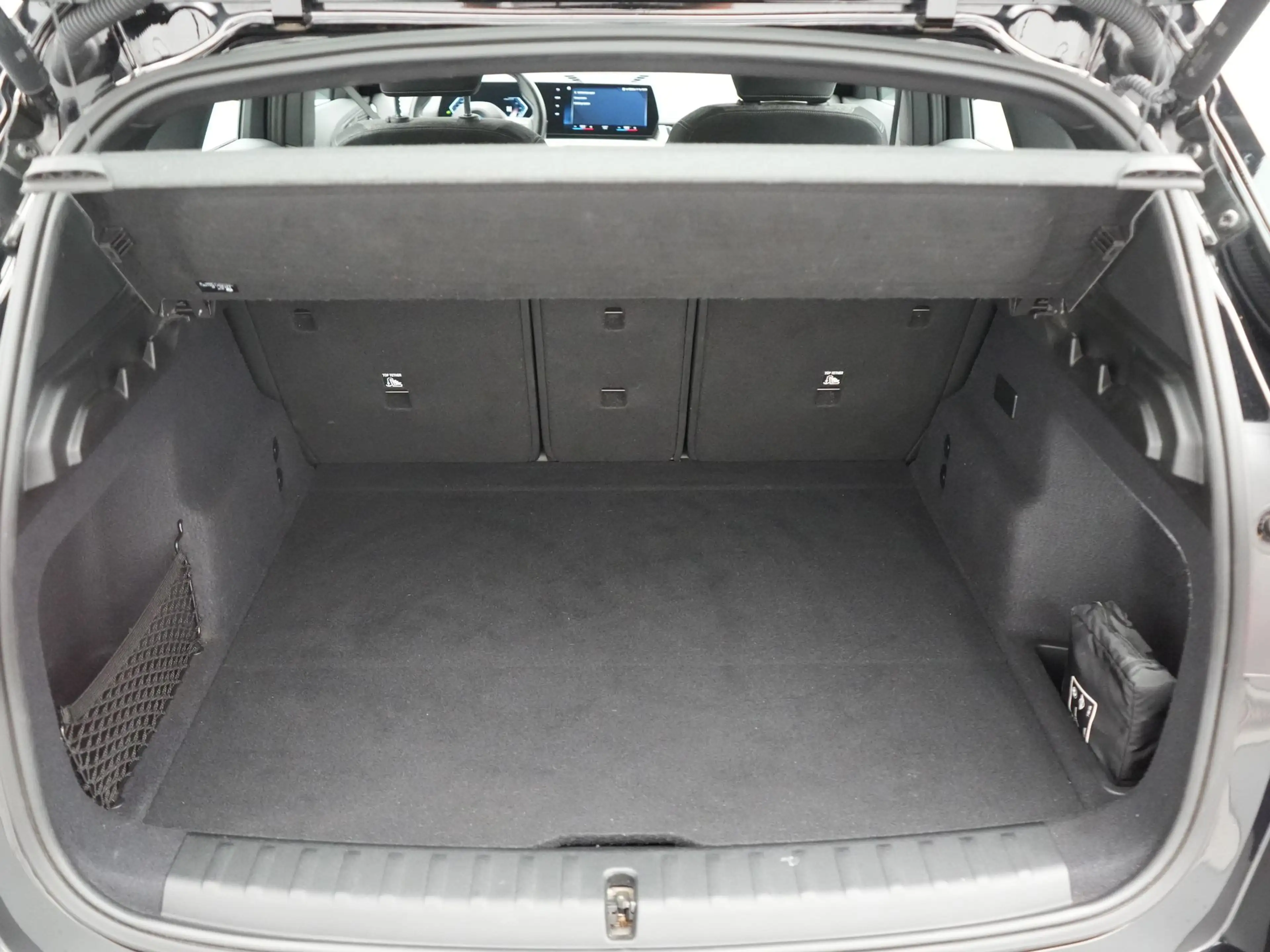 BMW iX1 xDrive30 67 kWh 313pk Dealer O.H. | Trekhaak Af Fa — photo 47