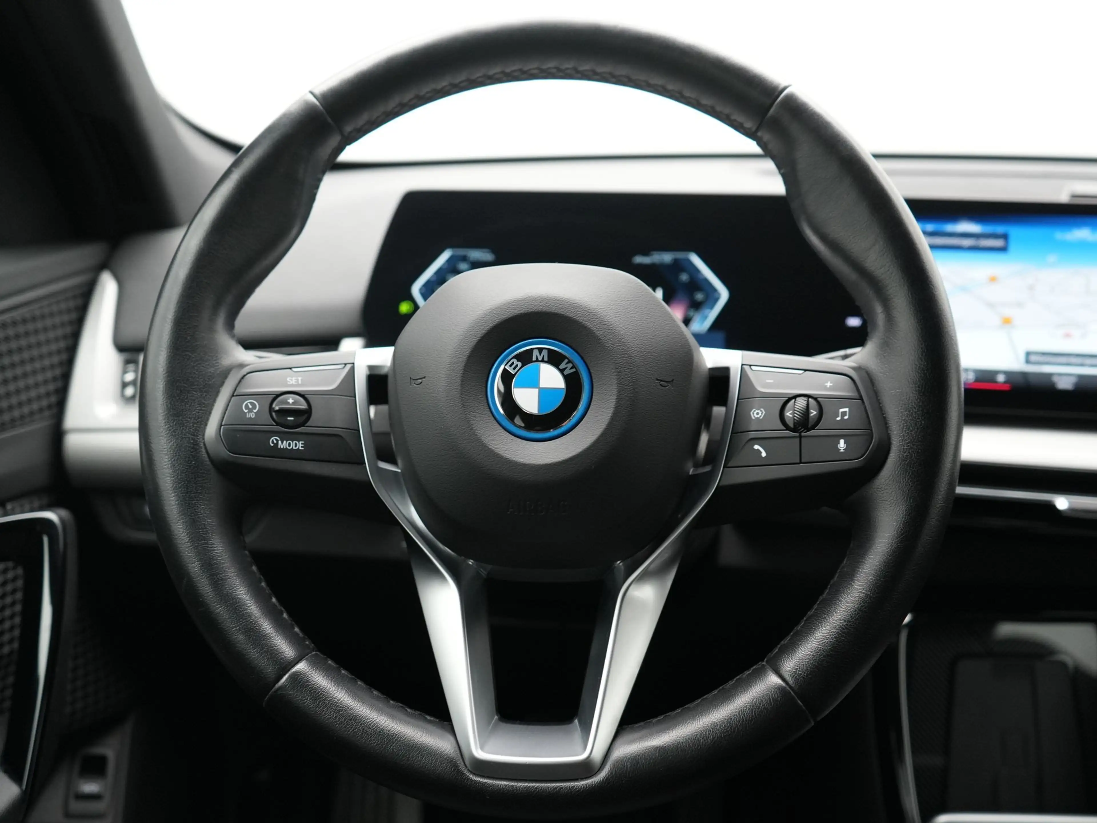 BMW iX1 xDrive30 67 kWh 313pk Dealer O.H. | Trekhaak Af Fa — photo 13