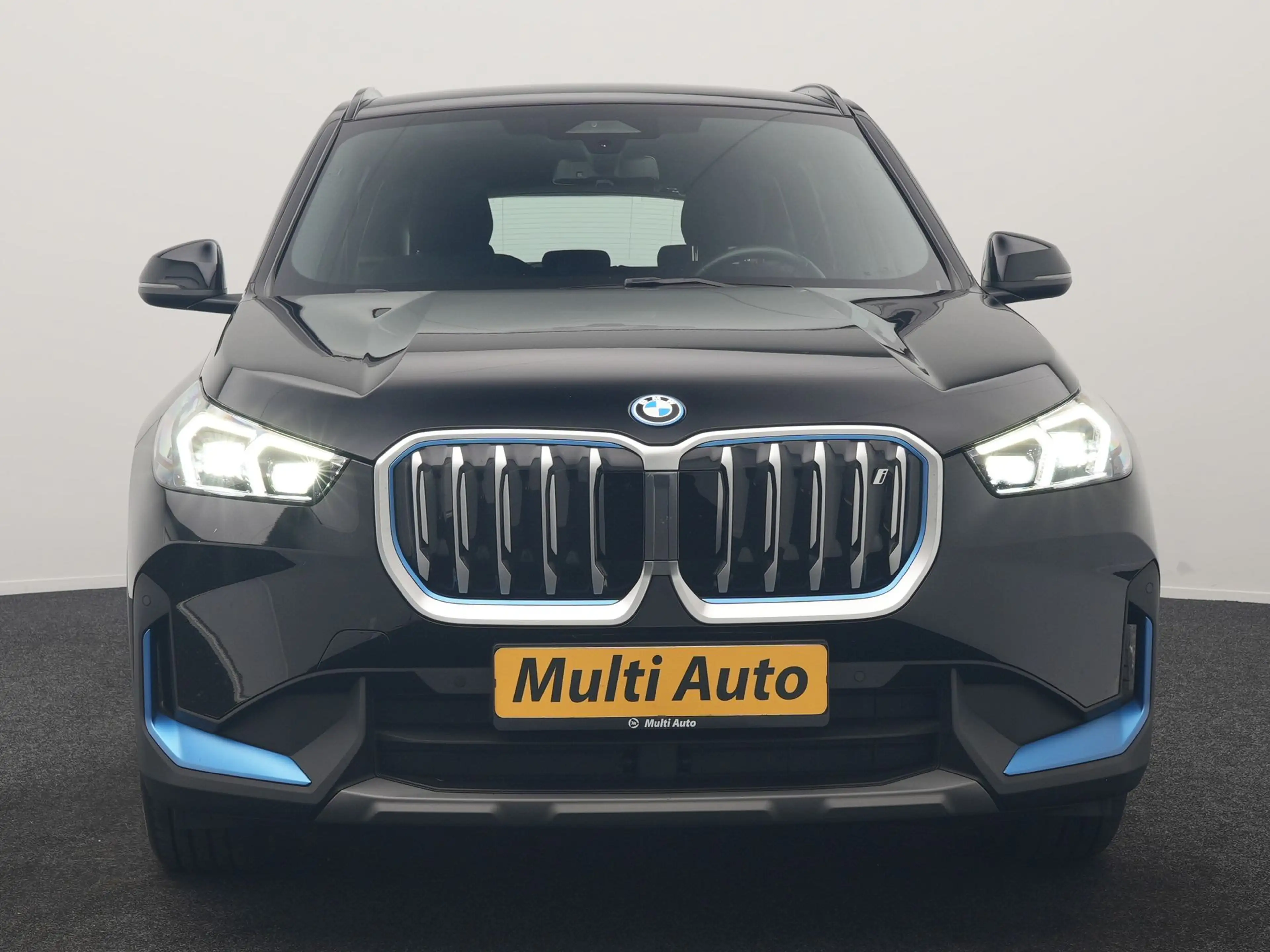 BMW iX1 xDrive30 67 kWh 313pk Dealer O.H. | Trekhaak Af Fa — photo 22