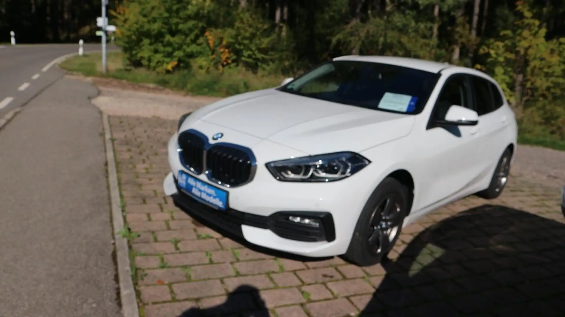 BMW 118 118 i Advantage Weiß - 2