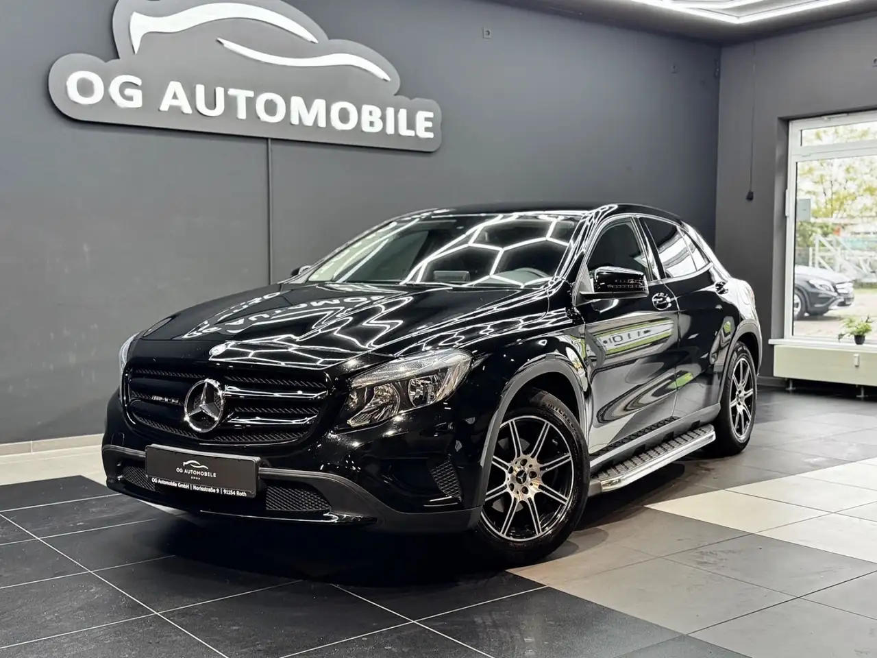 Mercedes-Benz GLA 180