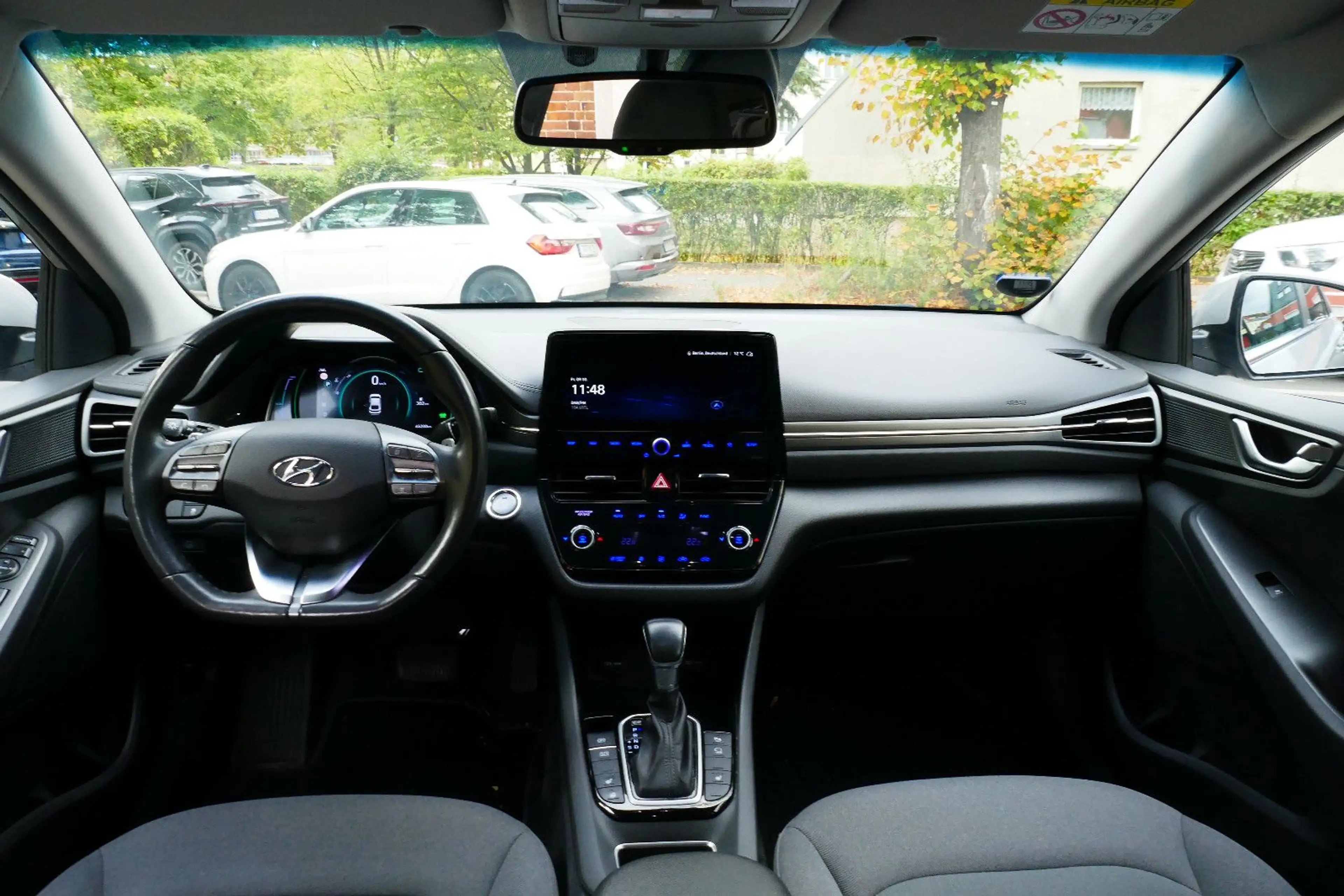 Hyundai IONIQ Ioniq Style Hybrid #'Full-LED #Navi #SDach — photo 11