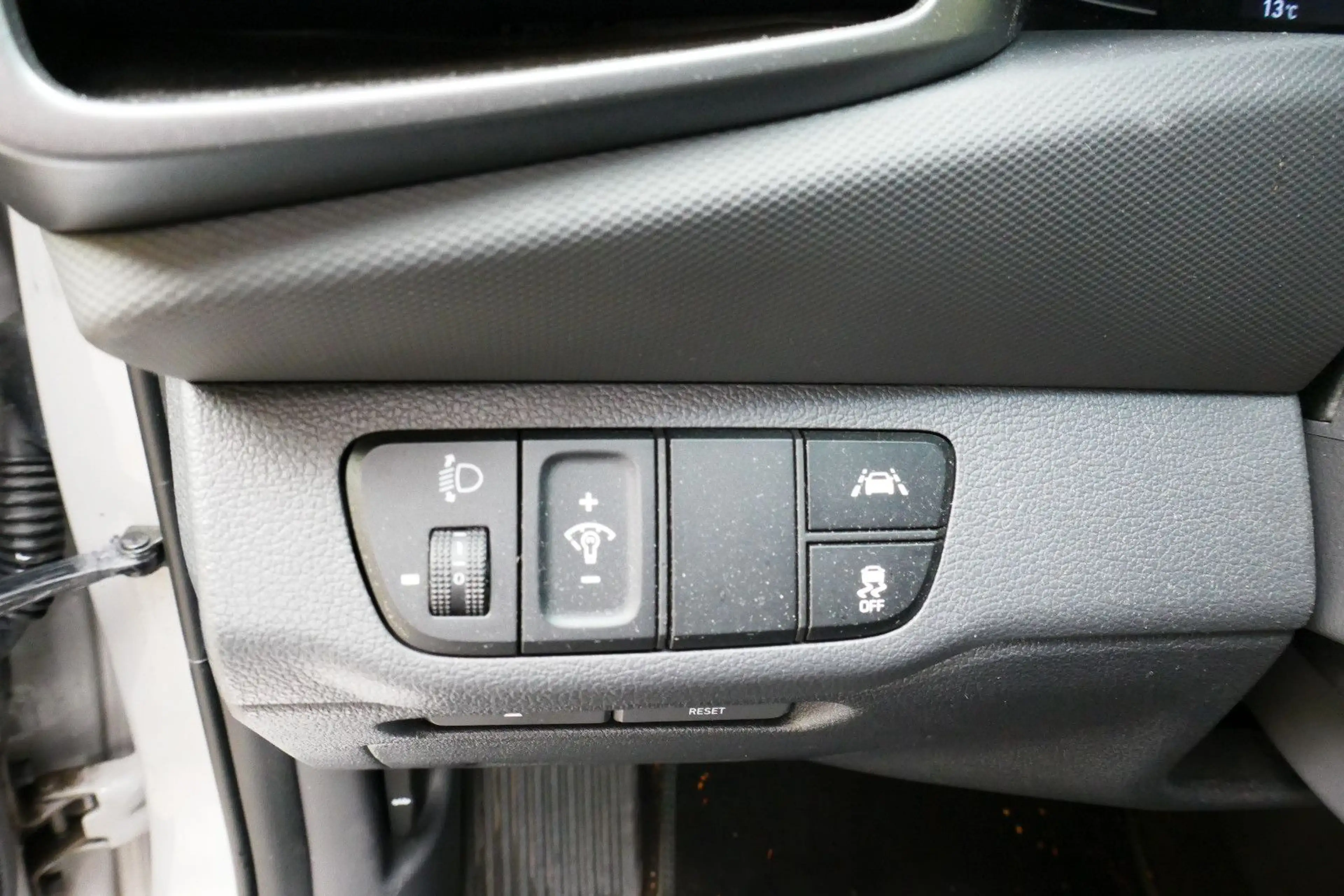 Hyundai IONIQ Ioniq Style Hybrid #'Full-LED #Navi #SDach — photo 9