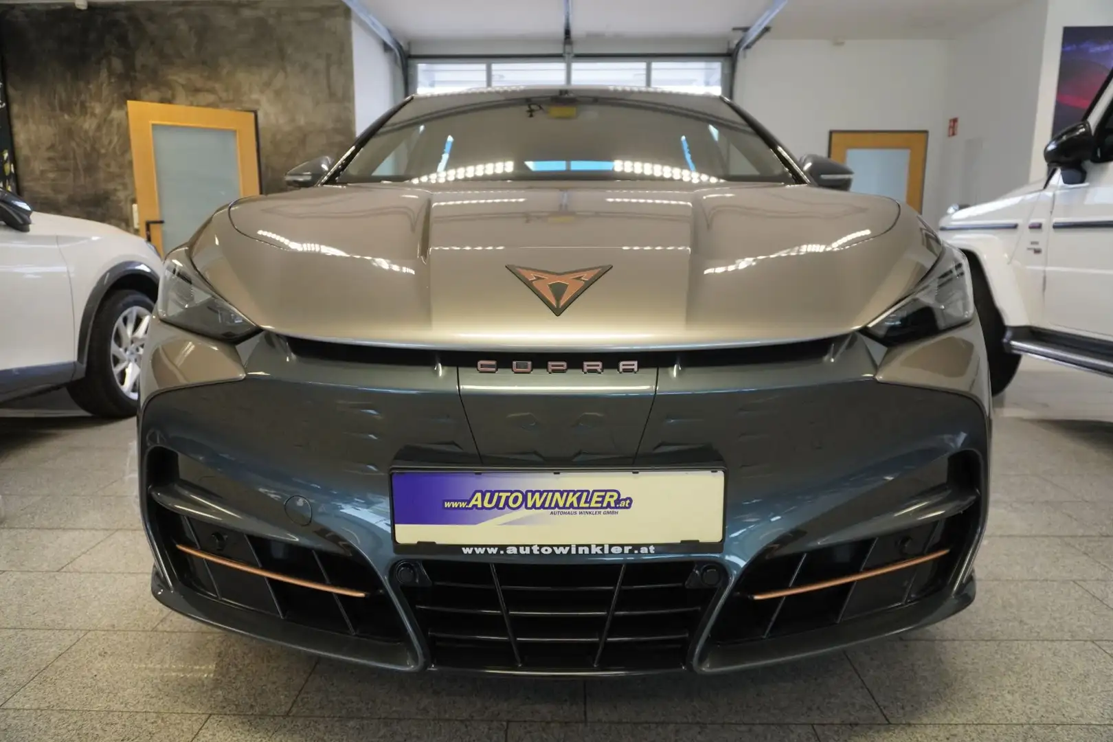 CUPRA Tavascan Virtual/Navi/Keyless/LED Grau - 2