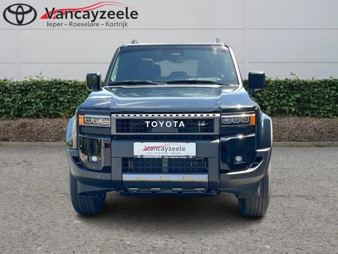 Toyota Land Cruiser VX-L 76074 + BTW Negro - 2