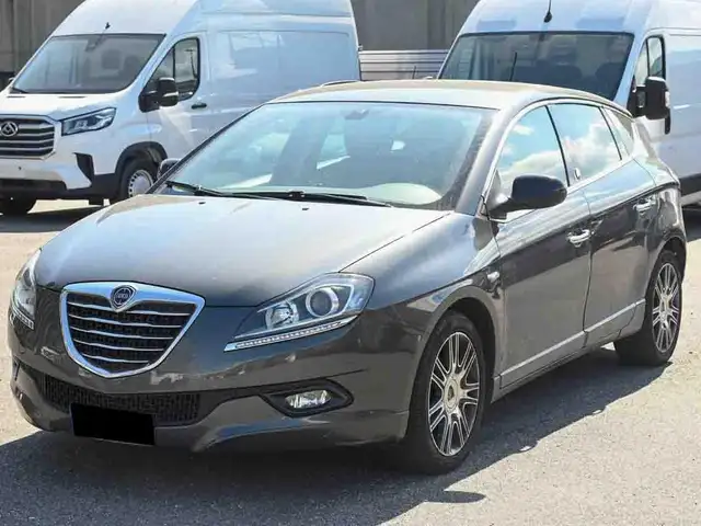 Lancia Delta 1.4 tjt Gold ecochic Gpl 120cv my14