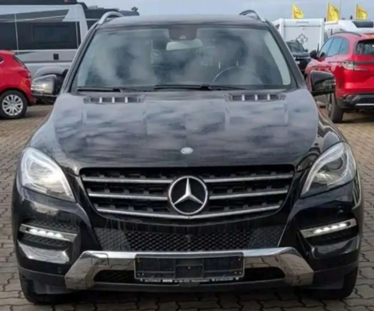 Mercedes-Benz ML 350 BlueTEC 4MATIC A-Edition Aut. Schwarz - 1
