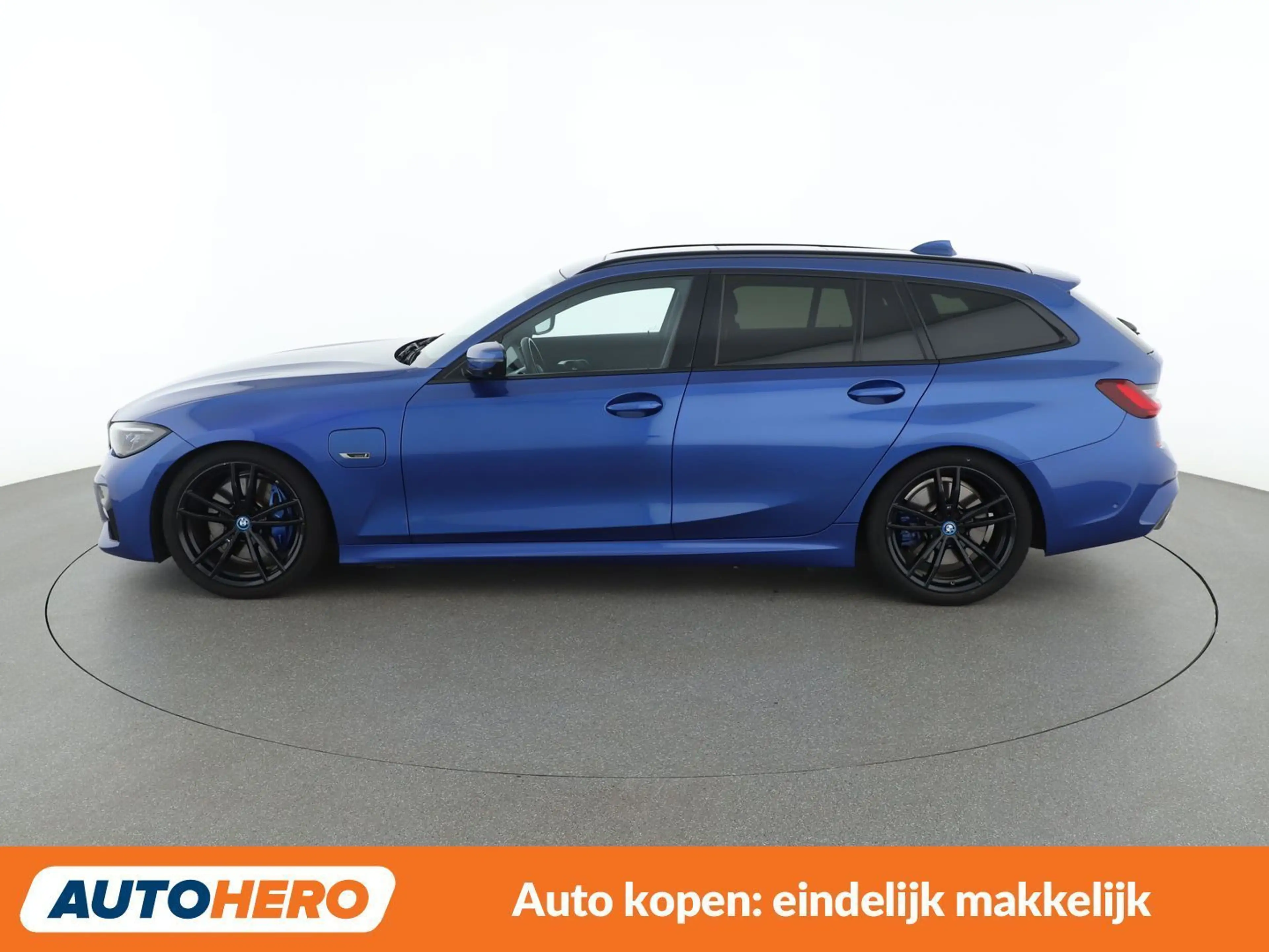 BMW 330 330e M Sport — photo 3