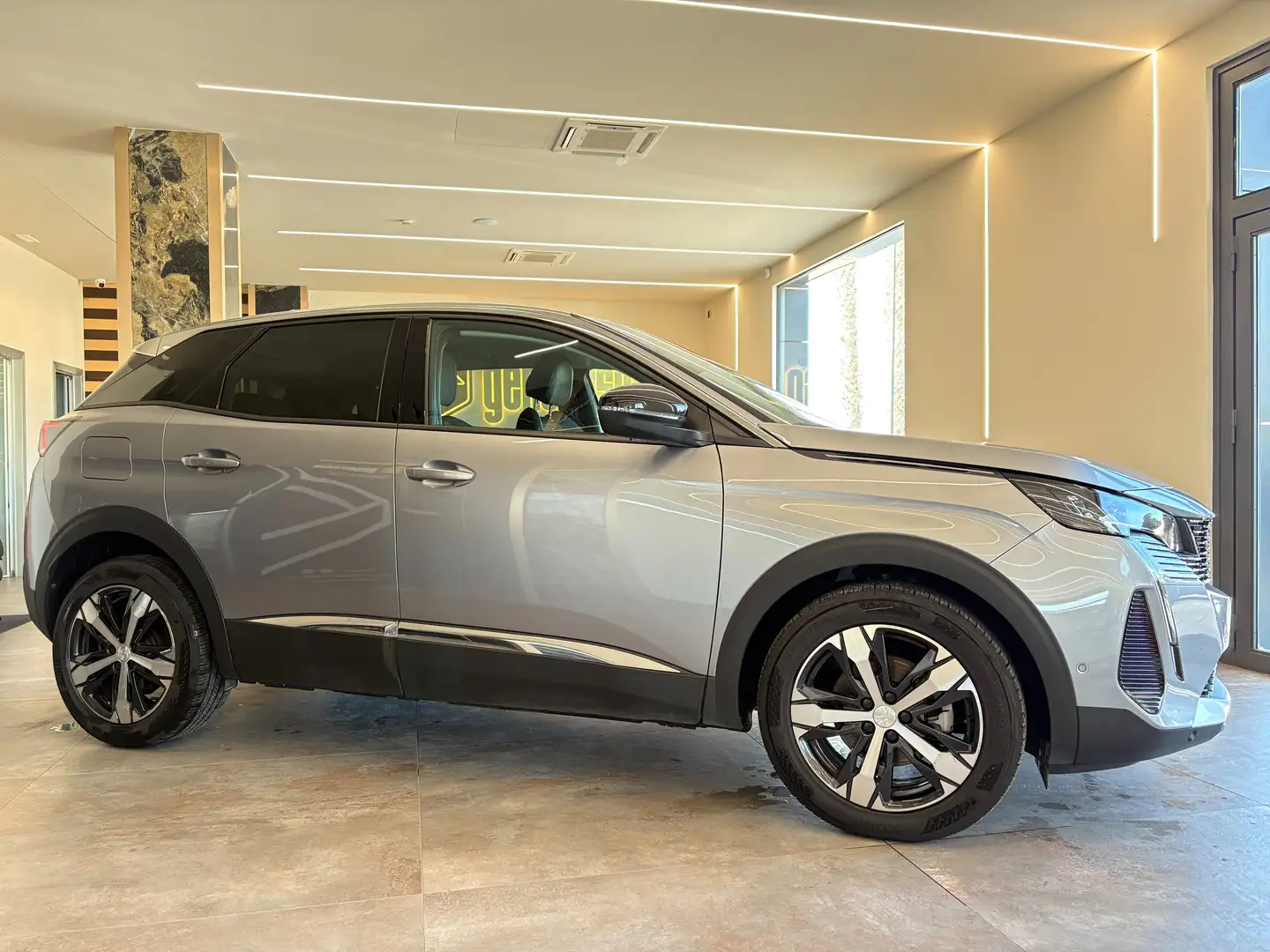 Peugeot 3008 3008 II 2021 1.5 bluehdi Allure Pack s Garanzia Grigio - 2