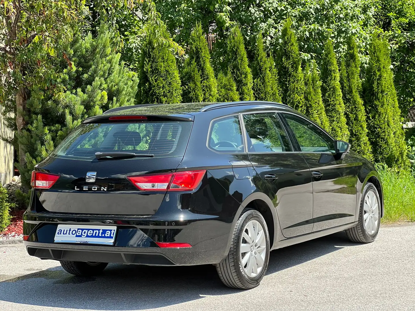SEAT Leon Reference TSI Zwart - 2