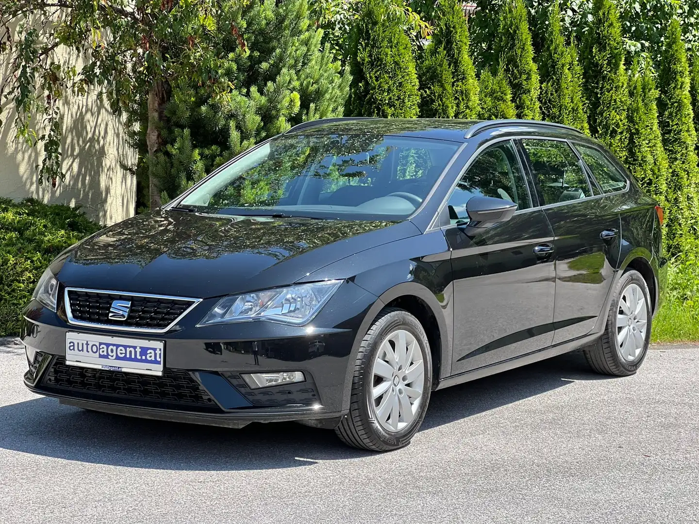 SEAT Leon Reference TSI Zwart - 1