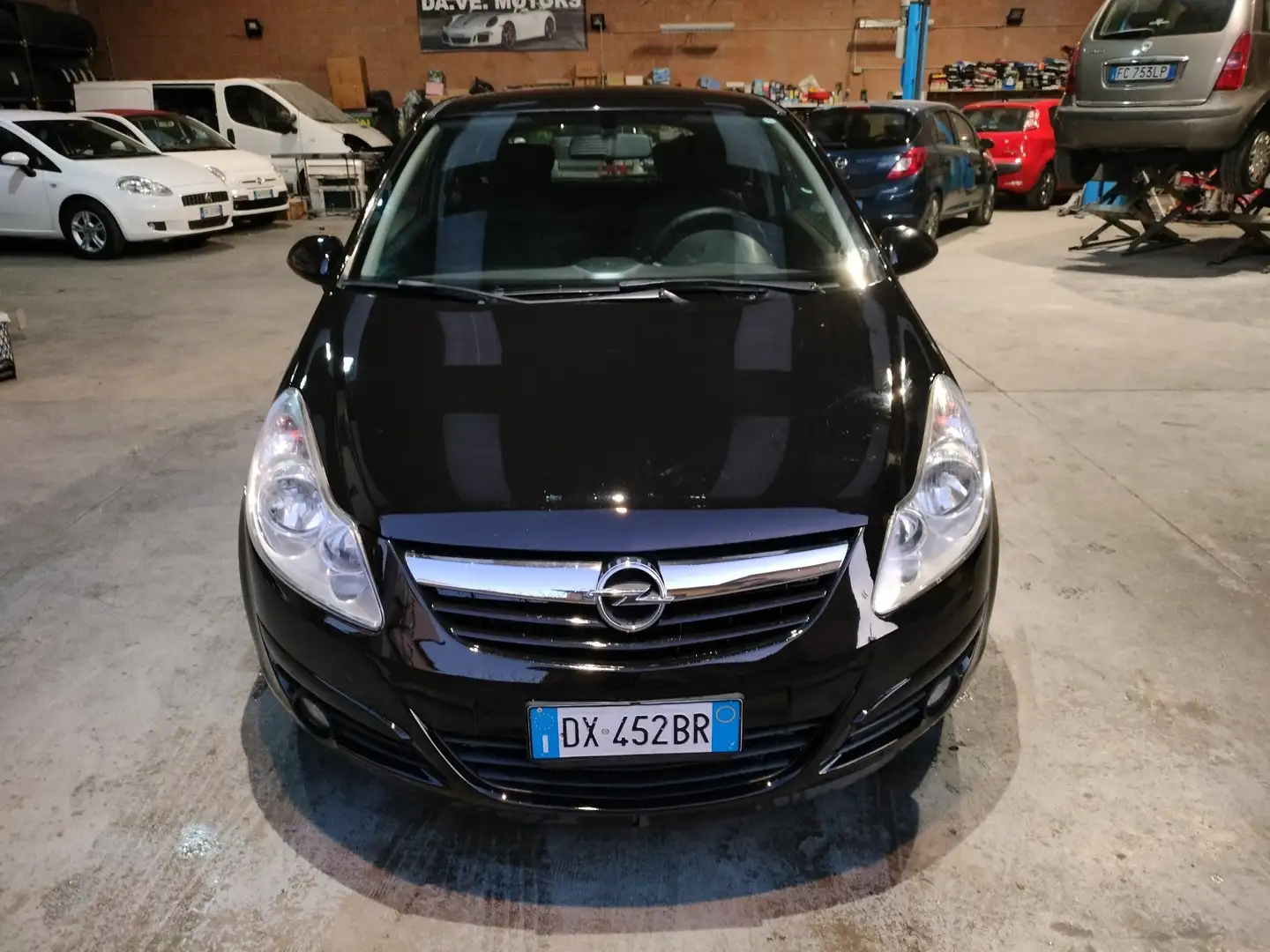 Opel Corsa 3p 1.2 Enjoy Gpl-tech Negro - 2