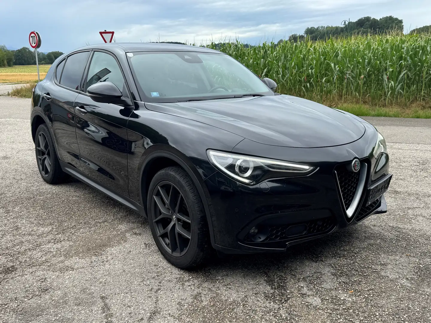 Alfa Romeo Stelvio Stelvio Super 2,2 ATX AWD Super Schwarz - 2