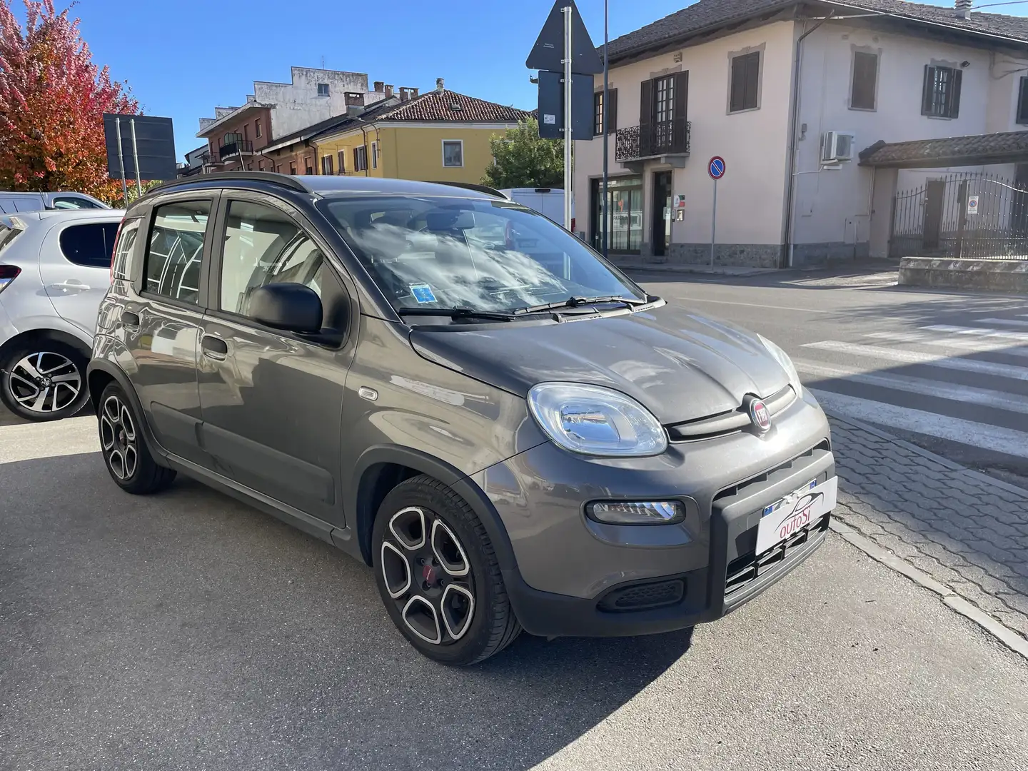 Fiat New Panda 1000 Fire Fly HYBRID CITY LIFE/PROMO NO VINCOLI Gris - 2