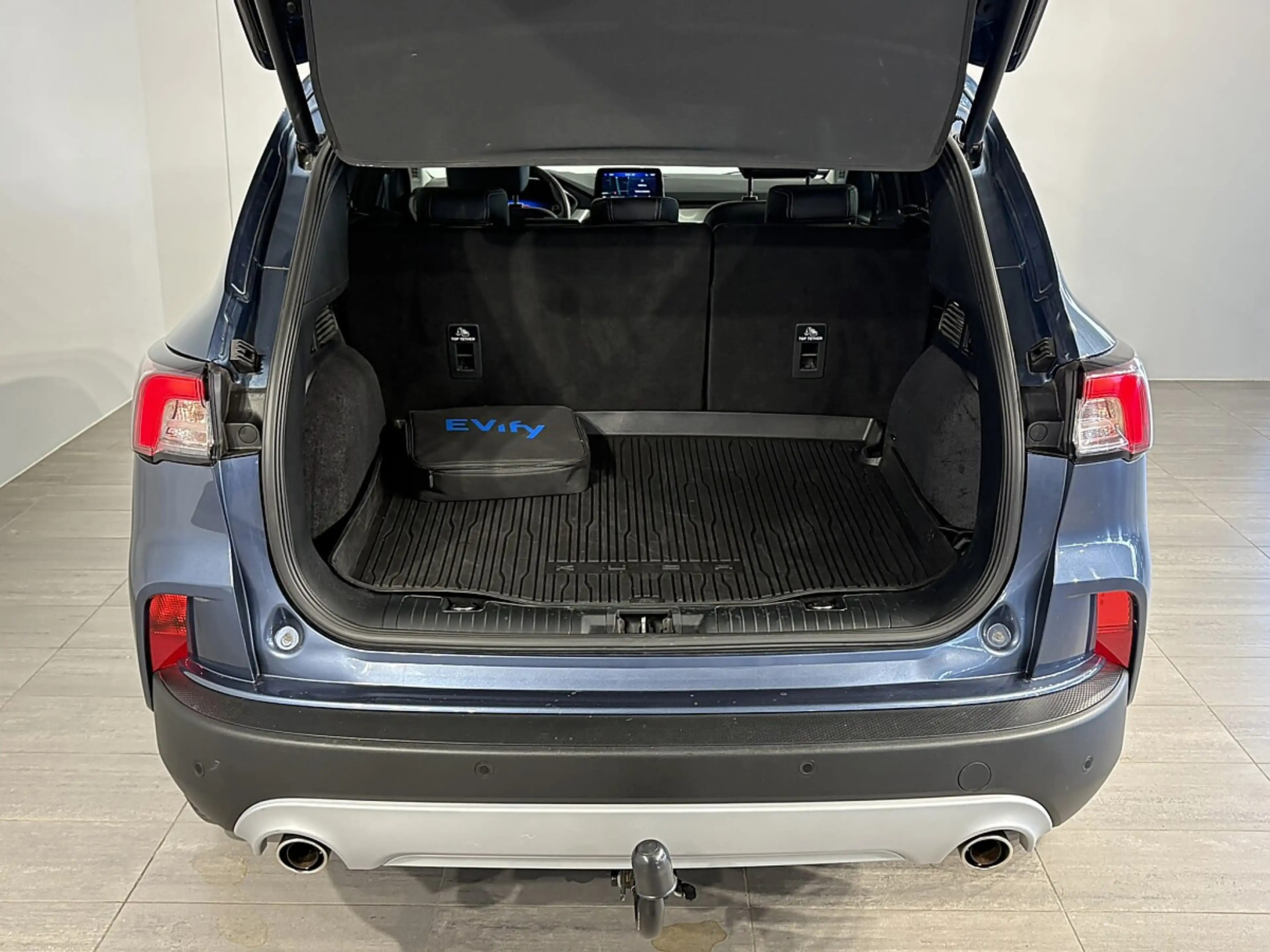 Ford Kuga 2,5 Duratec PHEV Titanium X Aut. — photo 9