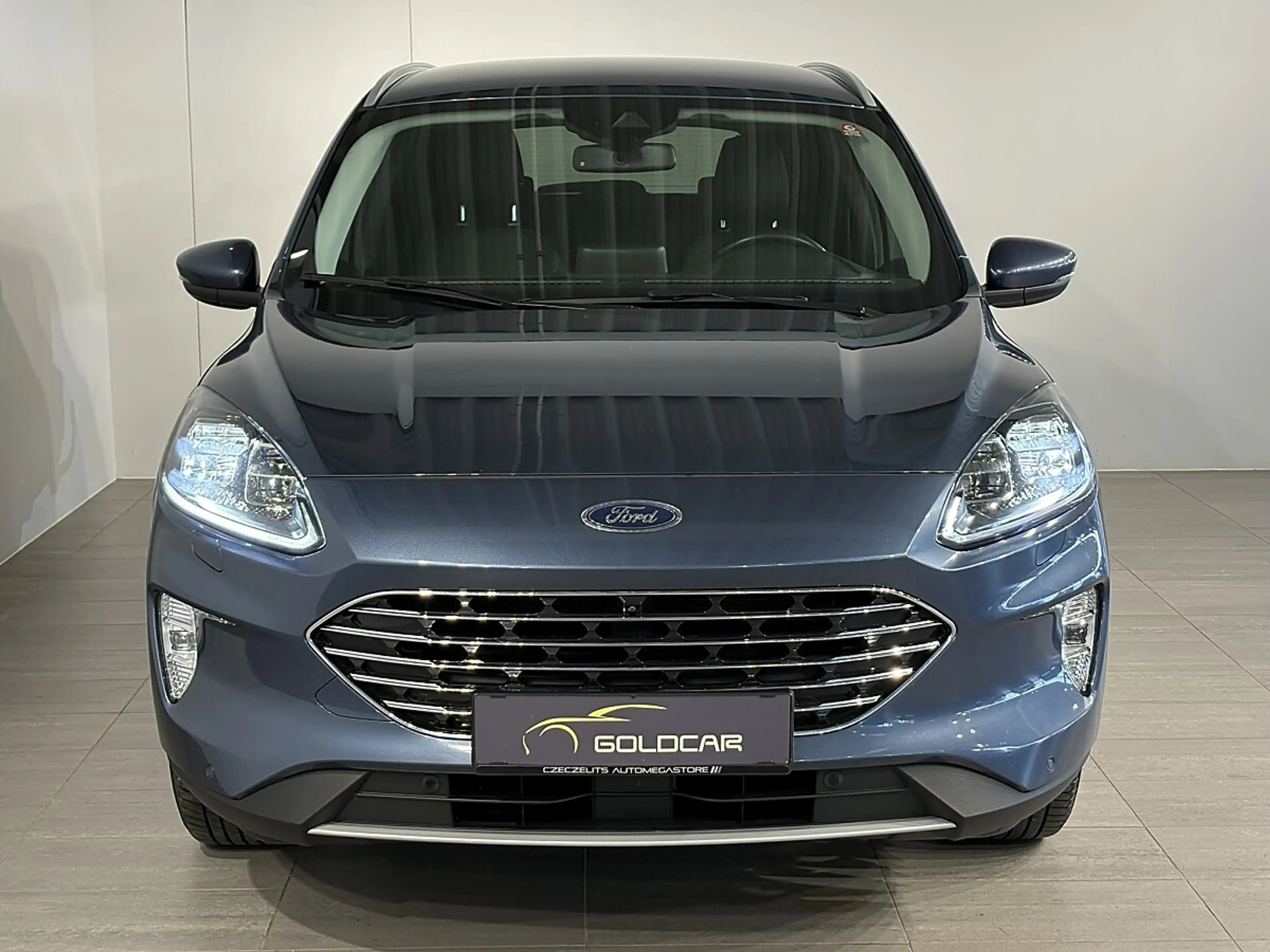 Ford Kuga 2,5 Duratec PHEV Titanium X Aut. — photo 2