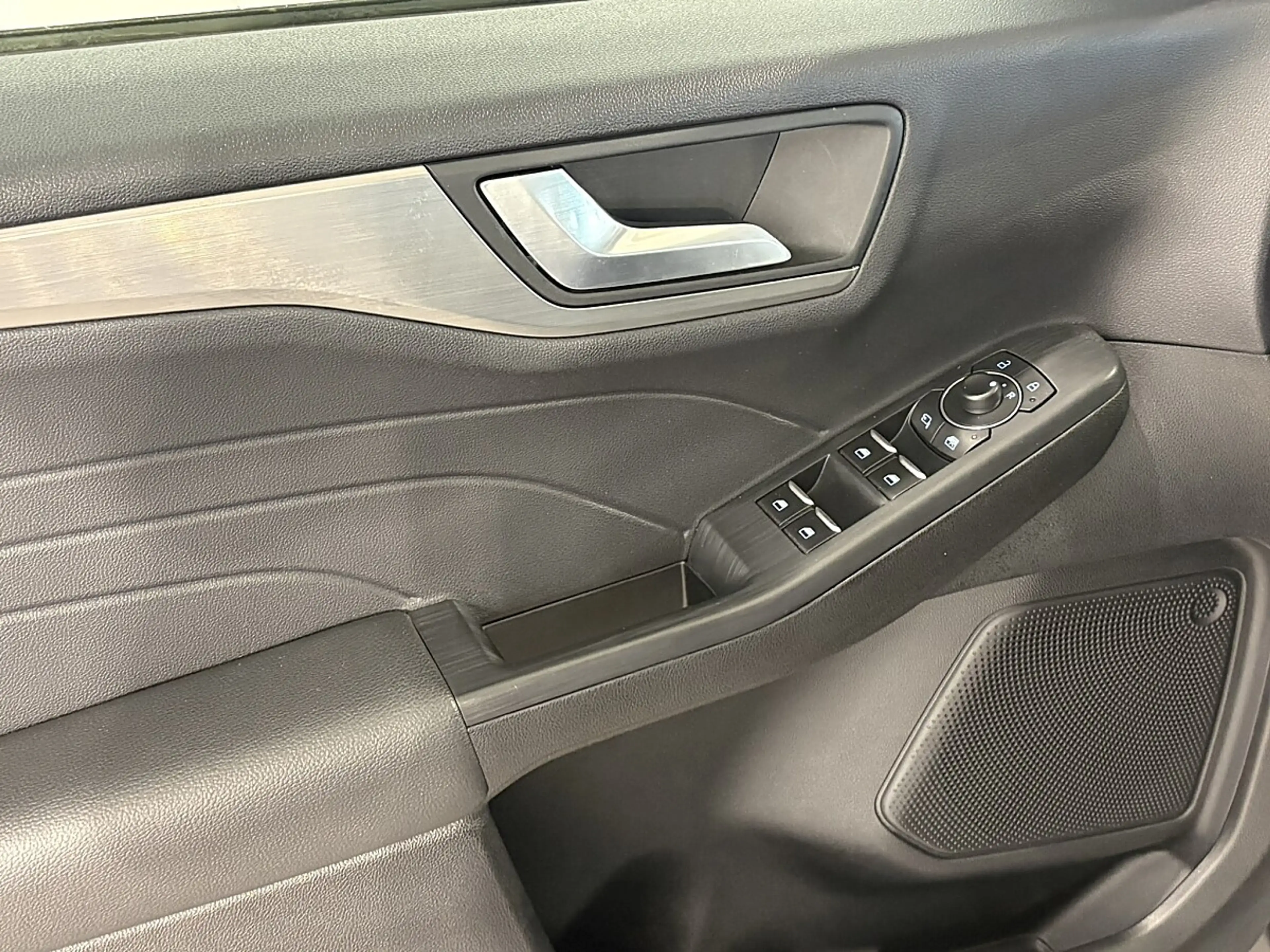 Ford Kuga 2,5 Duratec PHEV Titanium X Aut. — photo 13