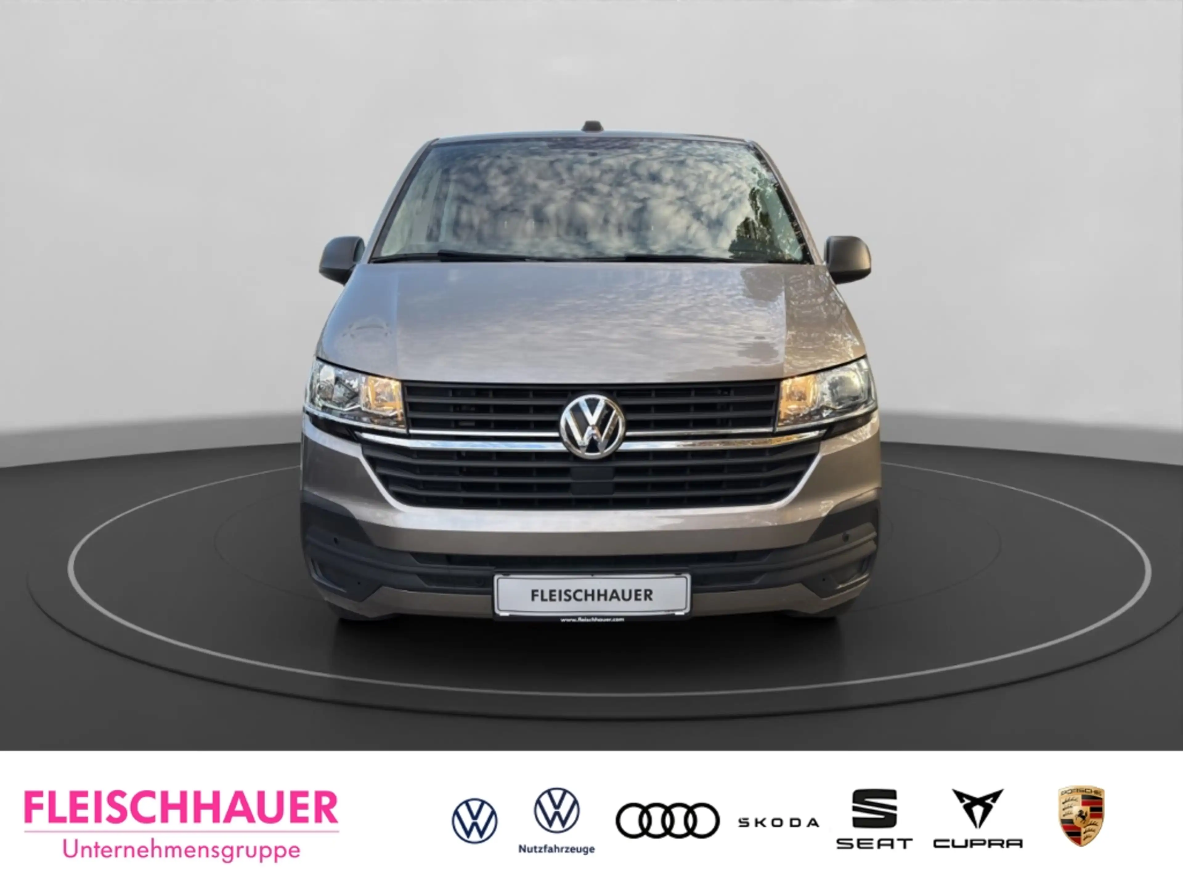 Volkswagen T6.1 Multivan 2.0 TDI DSG AHK Navi El. Heckklappe Kamera Apple C — photo 2