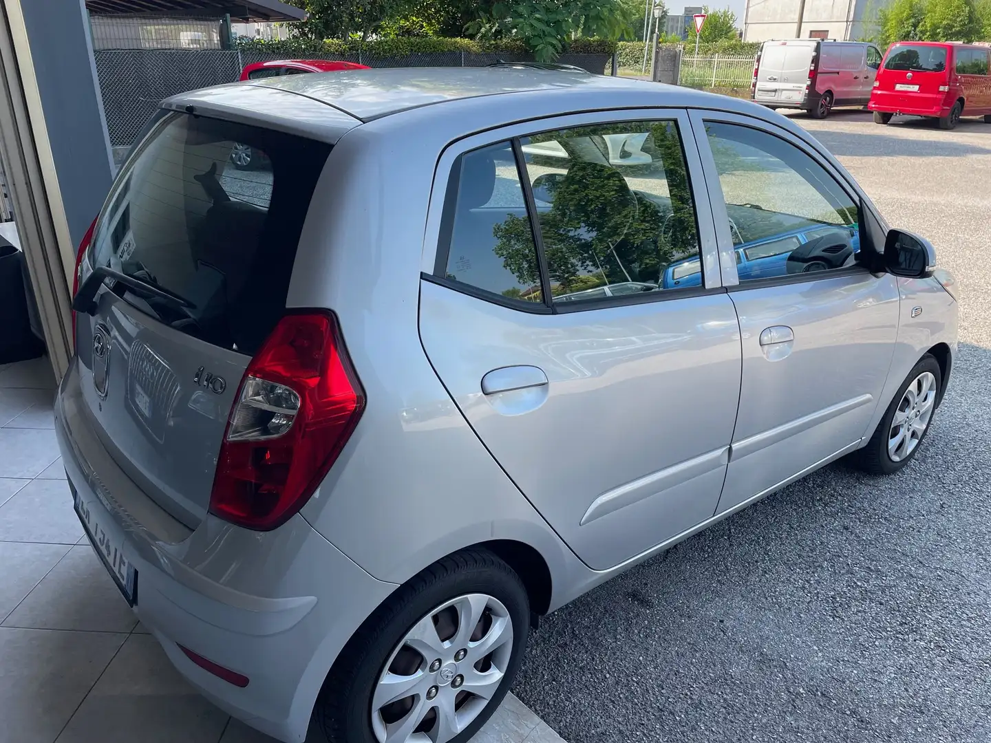Hyundai i10 i10 1.1 Comfort Argent - 2
