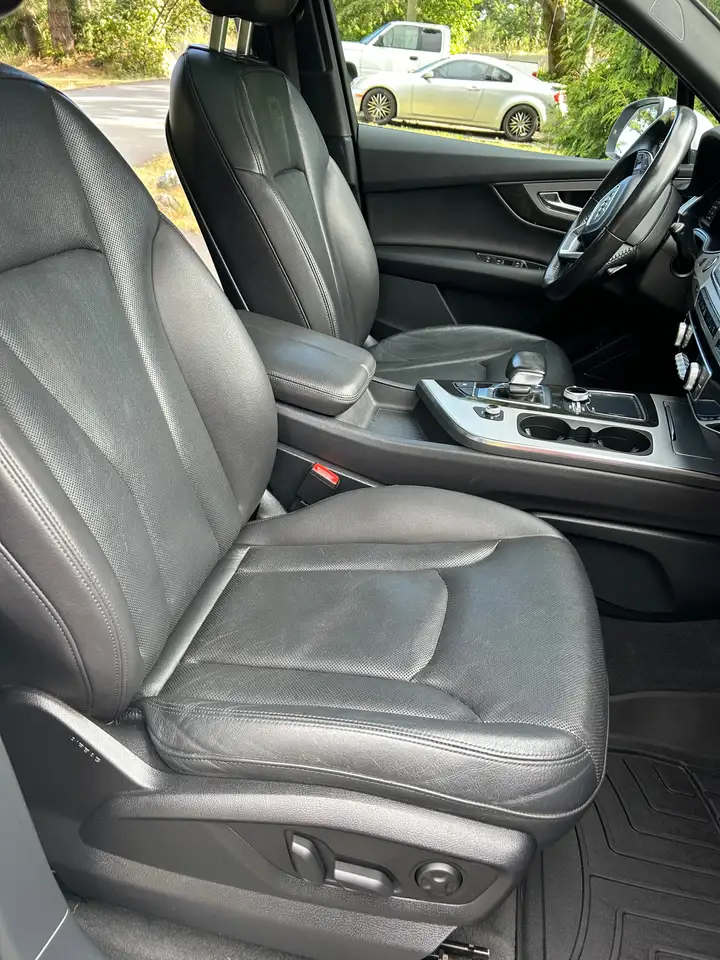 Audi Q7 photo Audi Q7