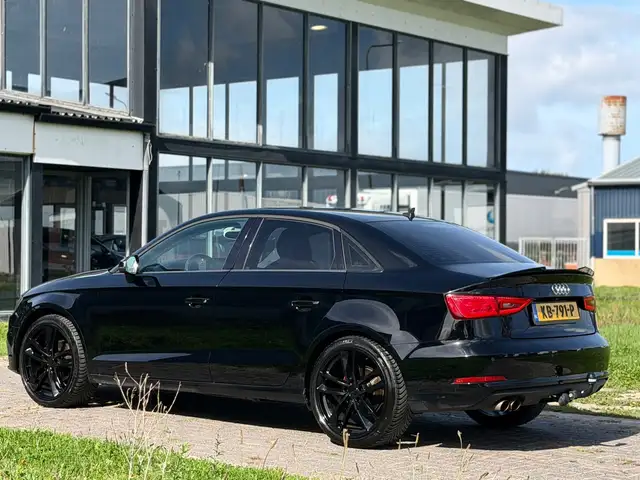 Audi A3 view 6