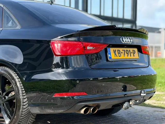 Audi A3 view 10