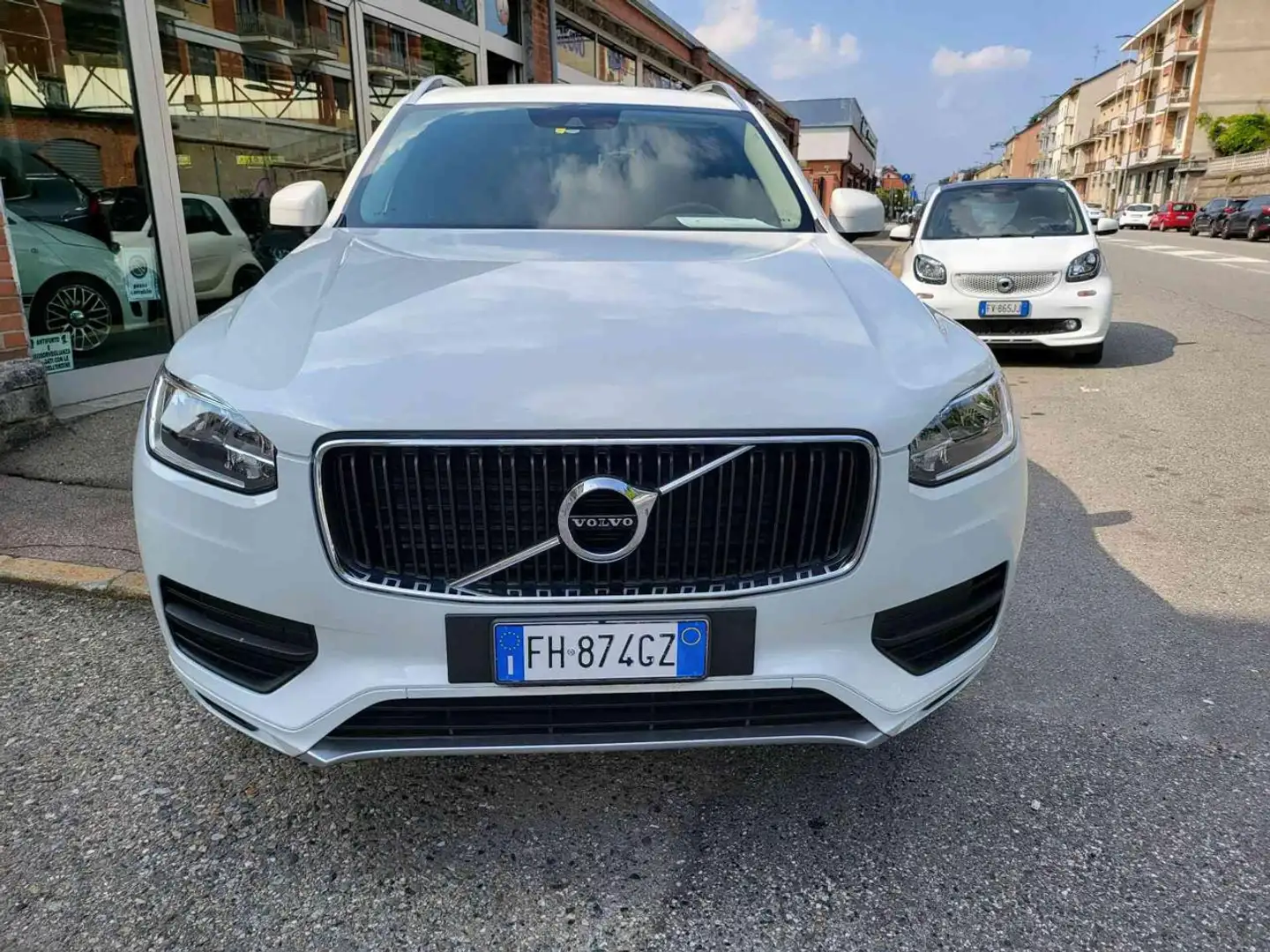 Volvo XC90 D5 AWD Geartronic 7 posti Kinetic Wit - 2