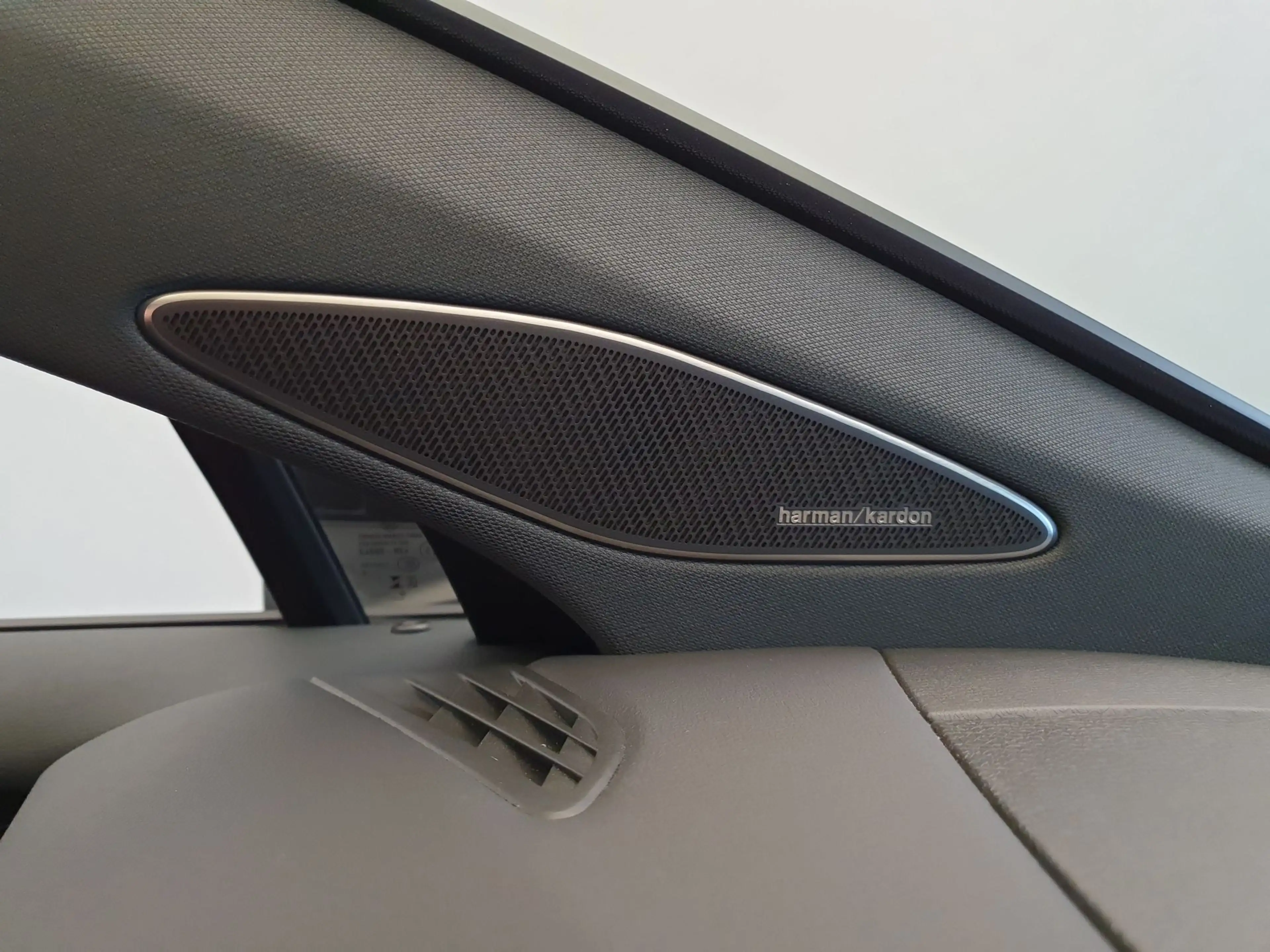 Volkswagen ID.7 Tourer Pro S 86 kWh 286pk Trehkaak, Pano, Harman/K — photo 17
