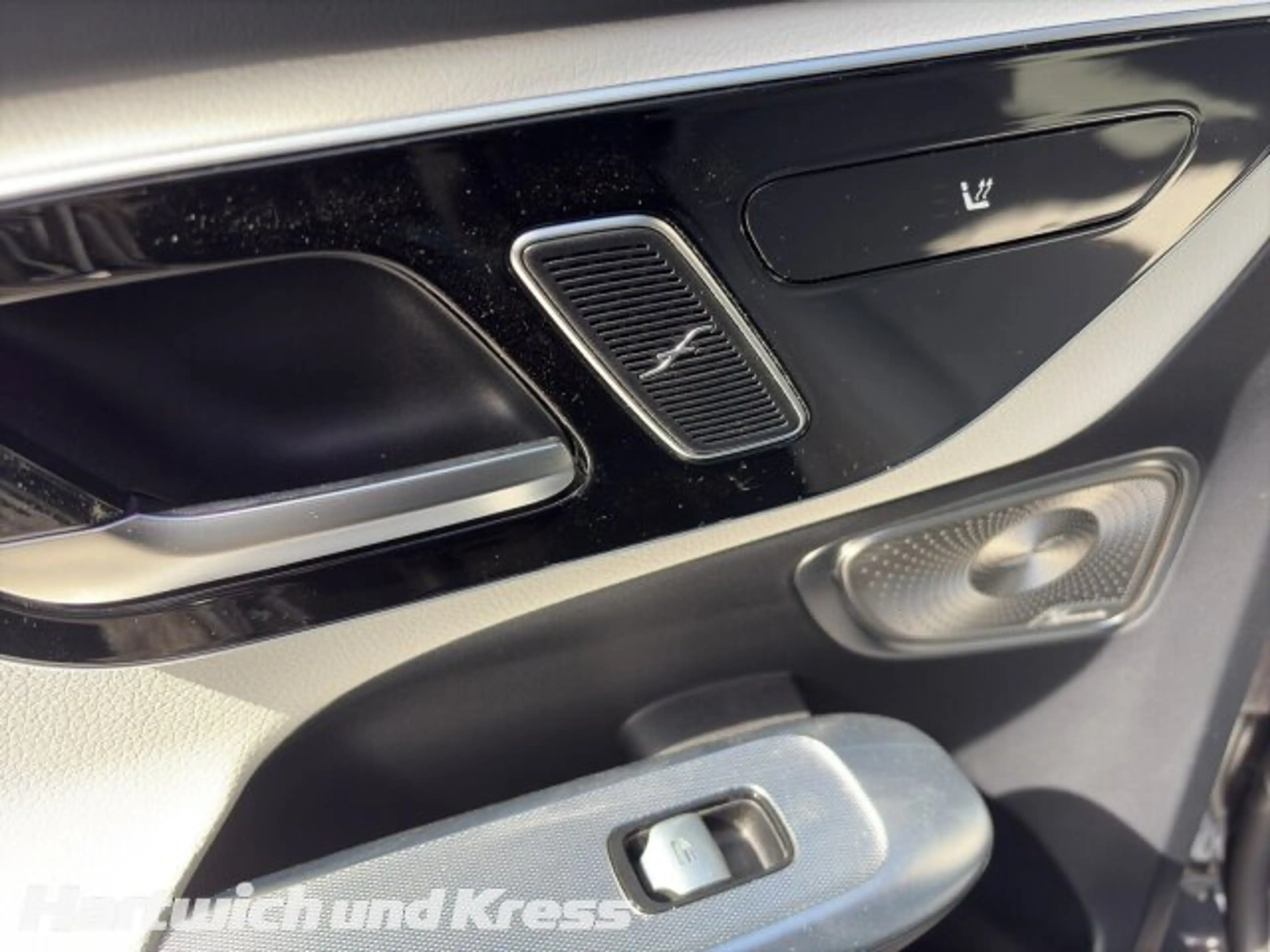Mercedes-Benz GLC 220 GLC 220 d 4Matic AMG Line+Pano+Burmester+AHK+360°Kamera+Memory+Night+CarPlay+ — photo 16