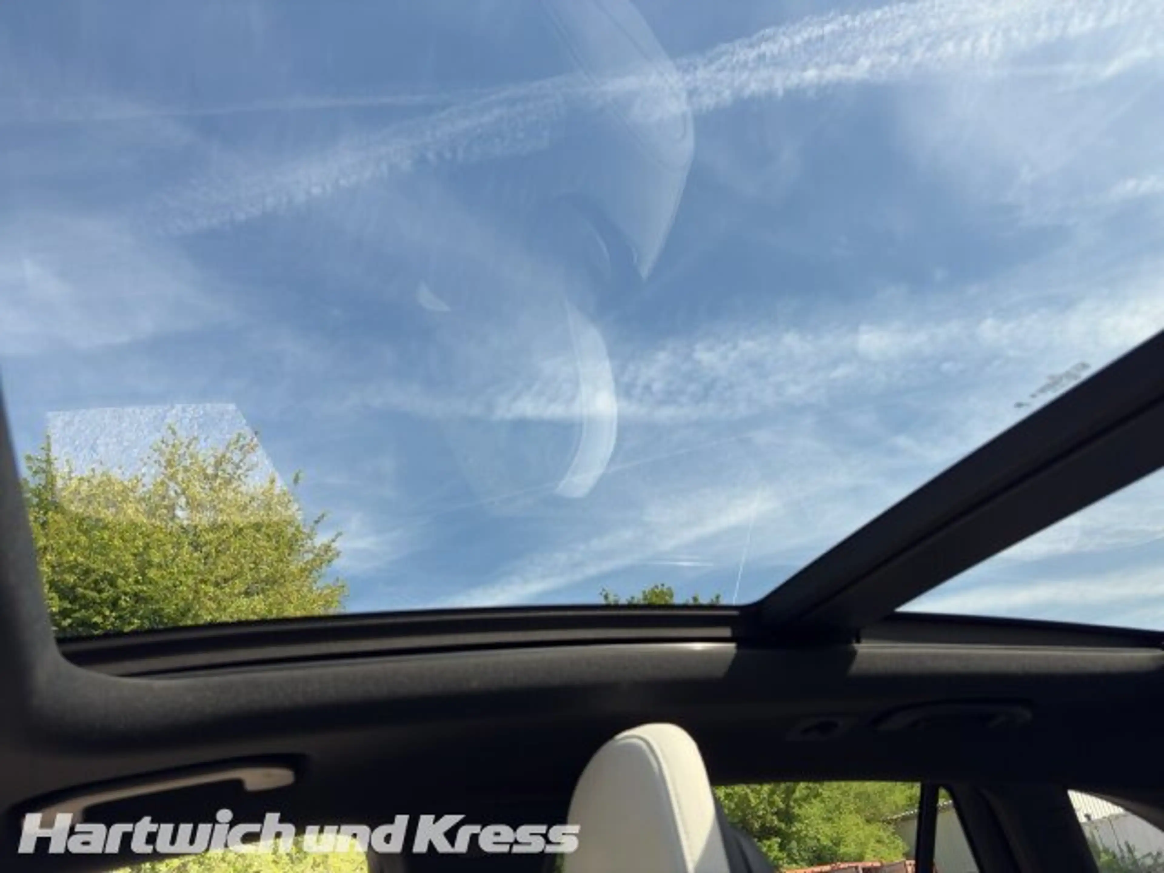 Mercedes-Benz GLC 220 GLC 220 d 4Matic AMG Line+Pano+Burmester+AHK+360°Kamera+Memory+Night+CarPlay+ — photo 17