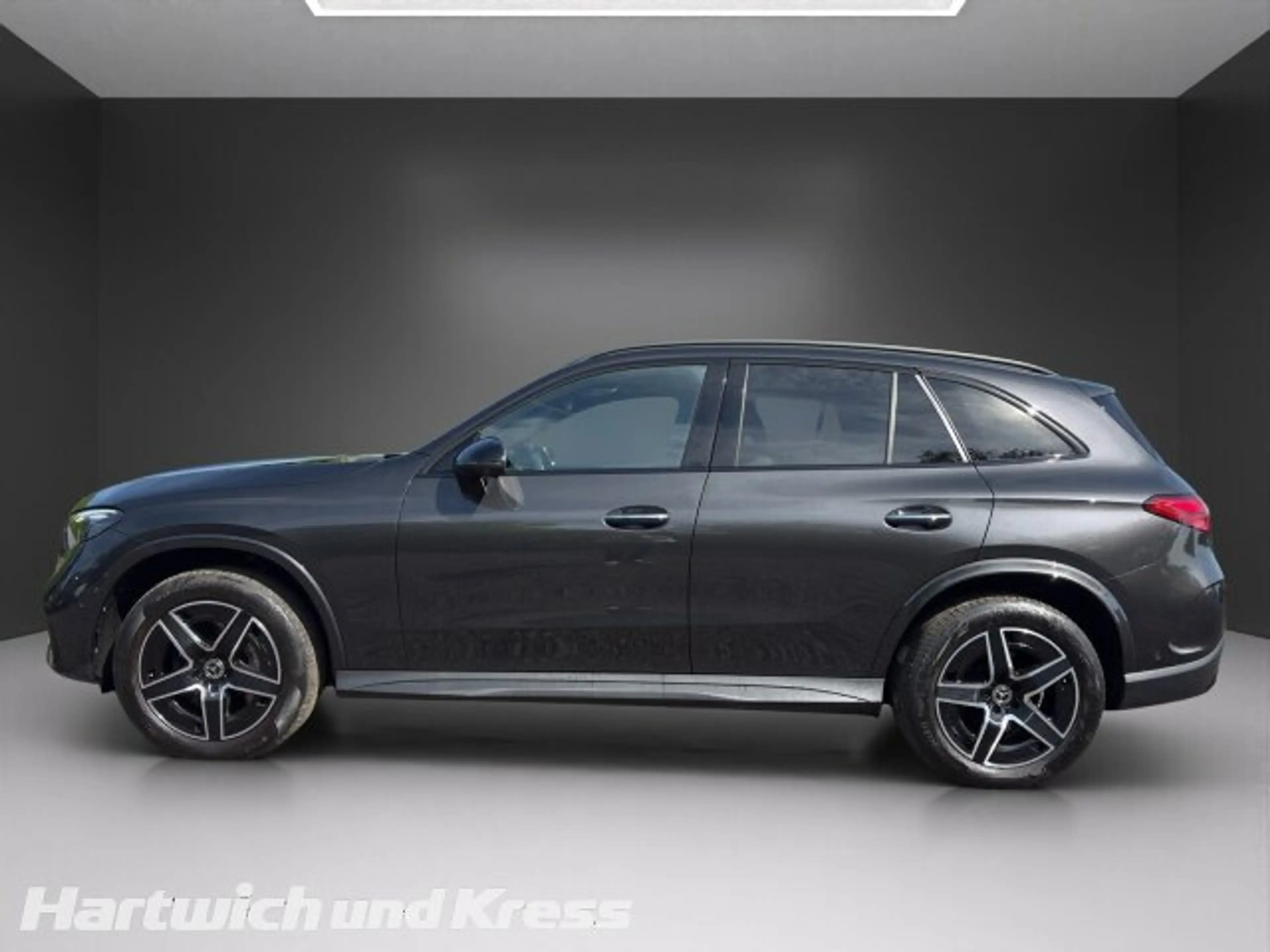 Mercedes-Benz GLC 220 GLC 220 d 4Matic AMG Line+Pano+Burmester+AHK+360°Kamera+Memory+Night+CarPlay+ — photo 4