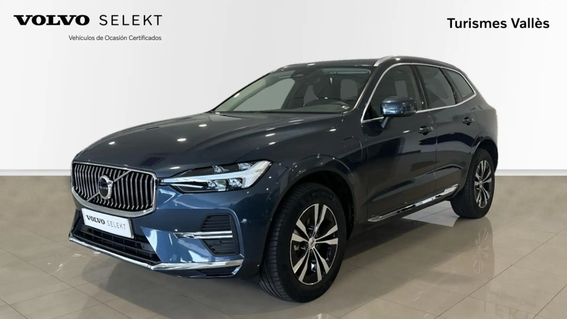 Volvo XC60 T6 Recharge Core Azul - 1