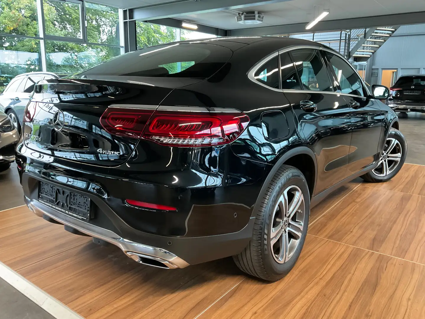Mercedes-Benz GLC 400 GLC 400d 4Matic 360/DISTRO/HUD/TOTW/SPUR/FLA Schwarz - 2