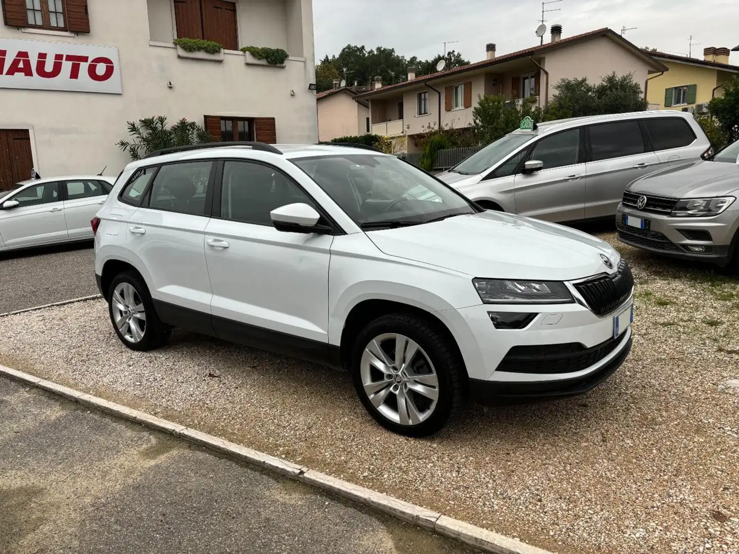 Skoda Karoq 1.0 TSI DSG Executive NEOPATENTATI Blanc - 2