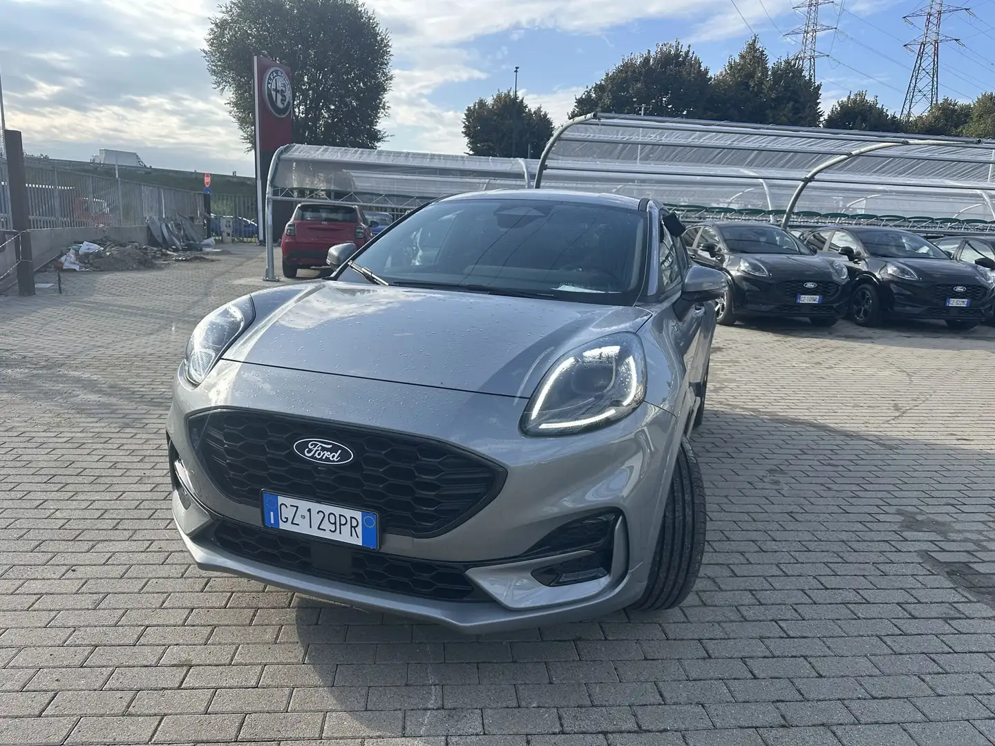 Ford Puma Puma 1.0 EcoBoost Hybrid 125 CV S&S ST-Line Grau - 2