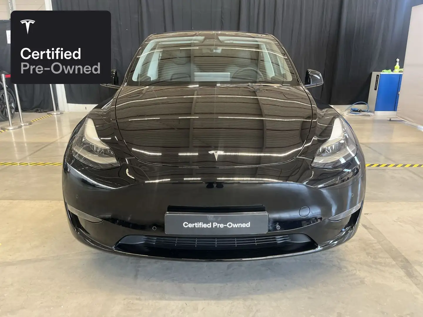Tesla Model Y Performance "Certified Pre-Owned" Zwart - 2