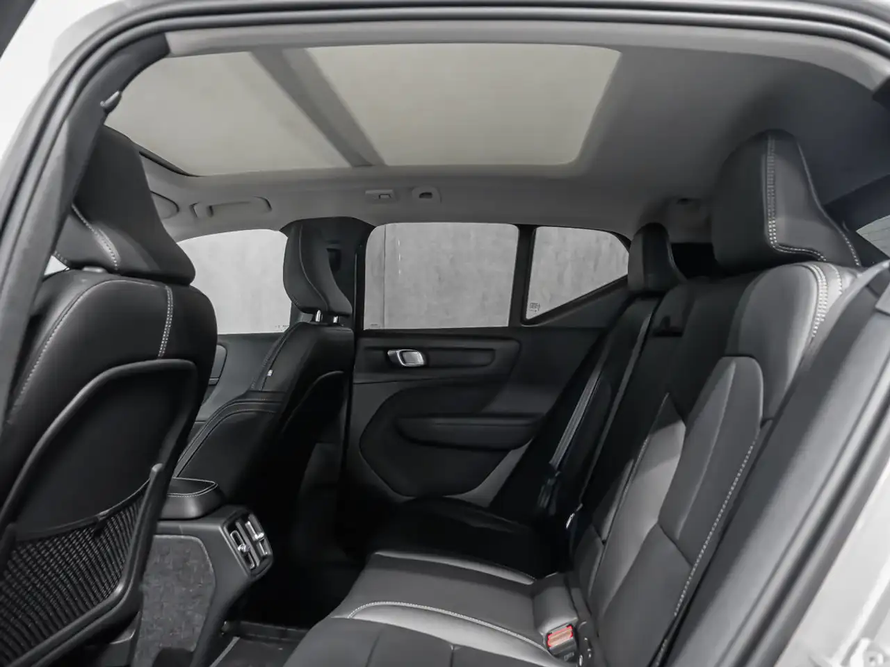 Volvo XC40 снимка Volvo XC40