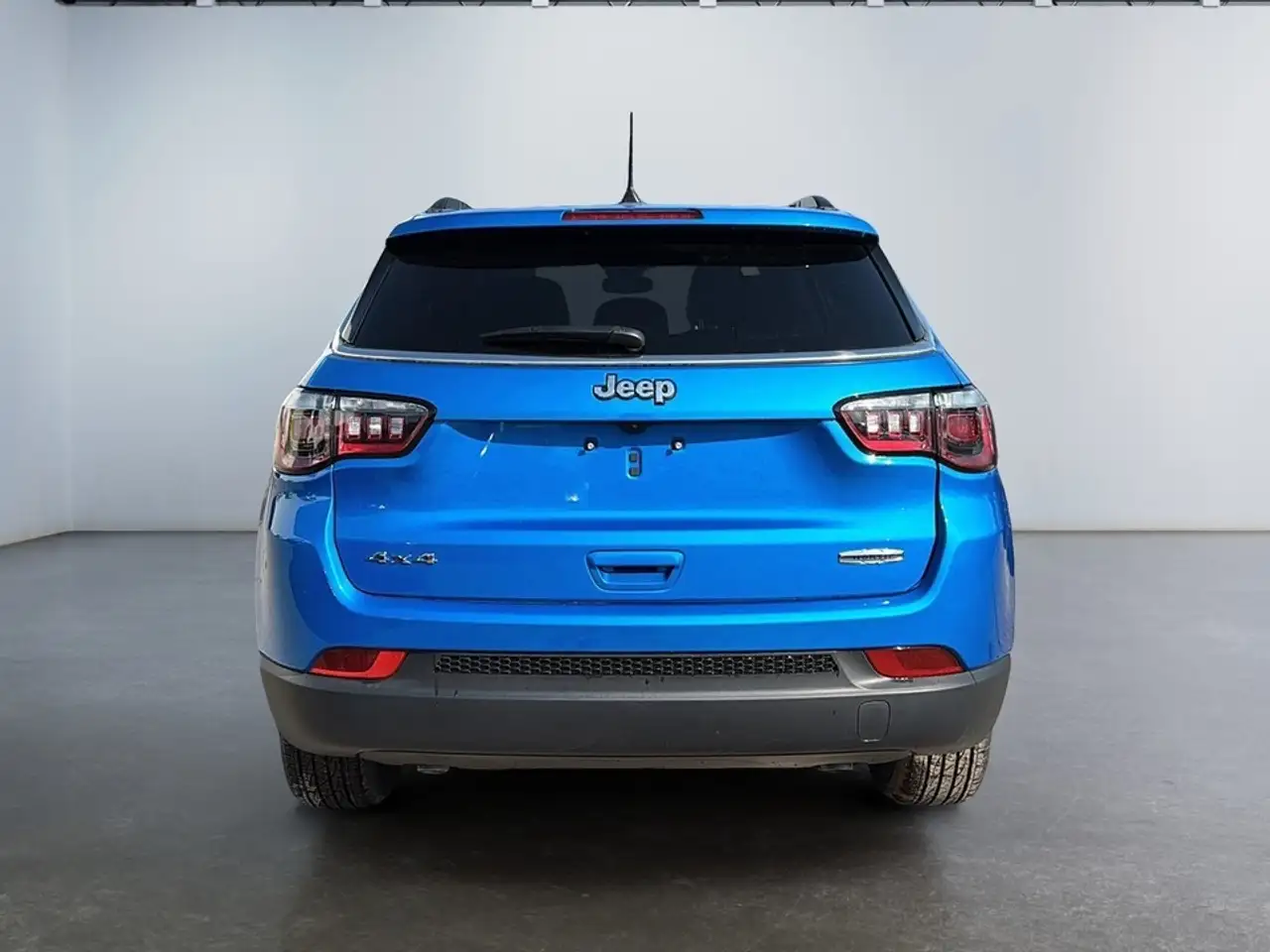 Jeep Compass снимка Jeep Compass