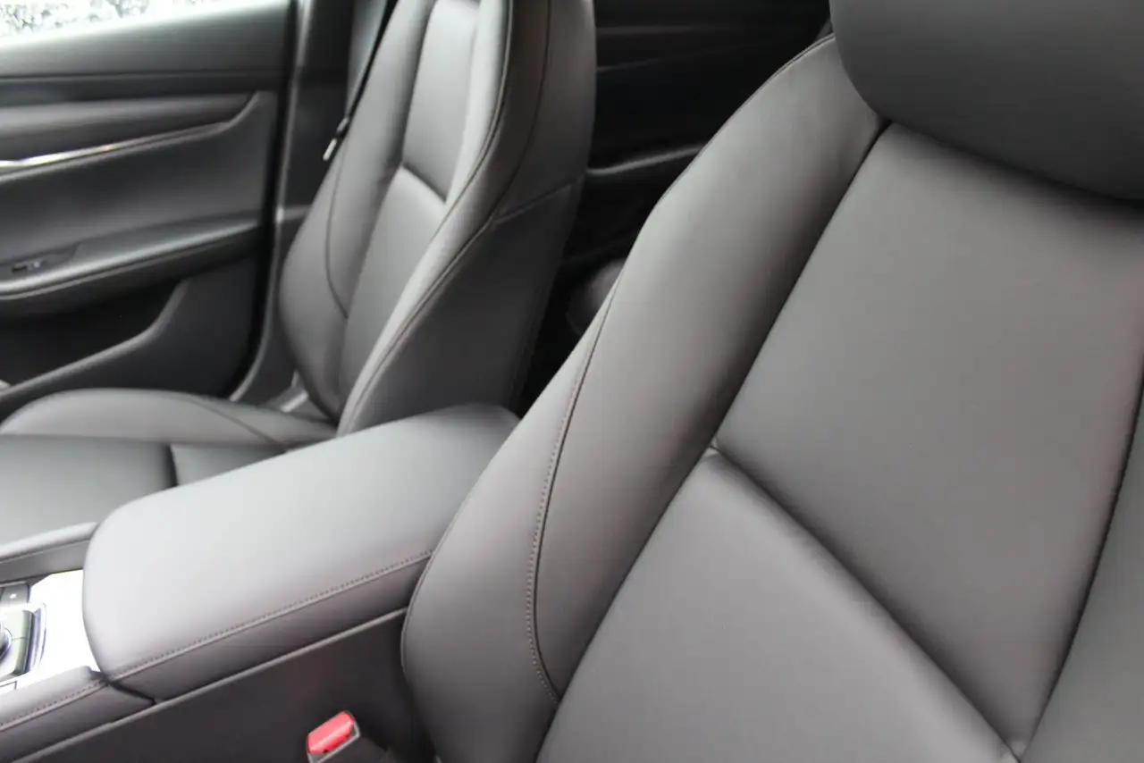 Mazda 3 снимка Mazda 3