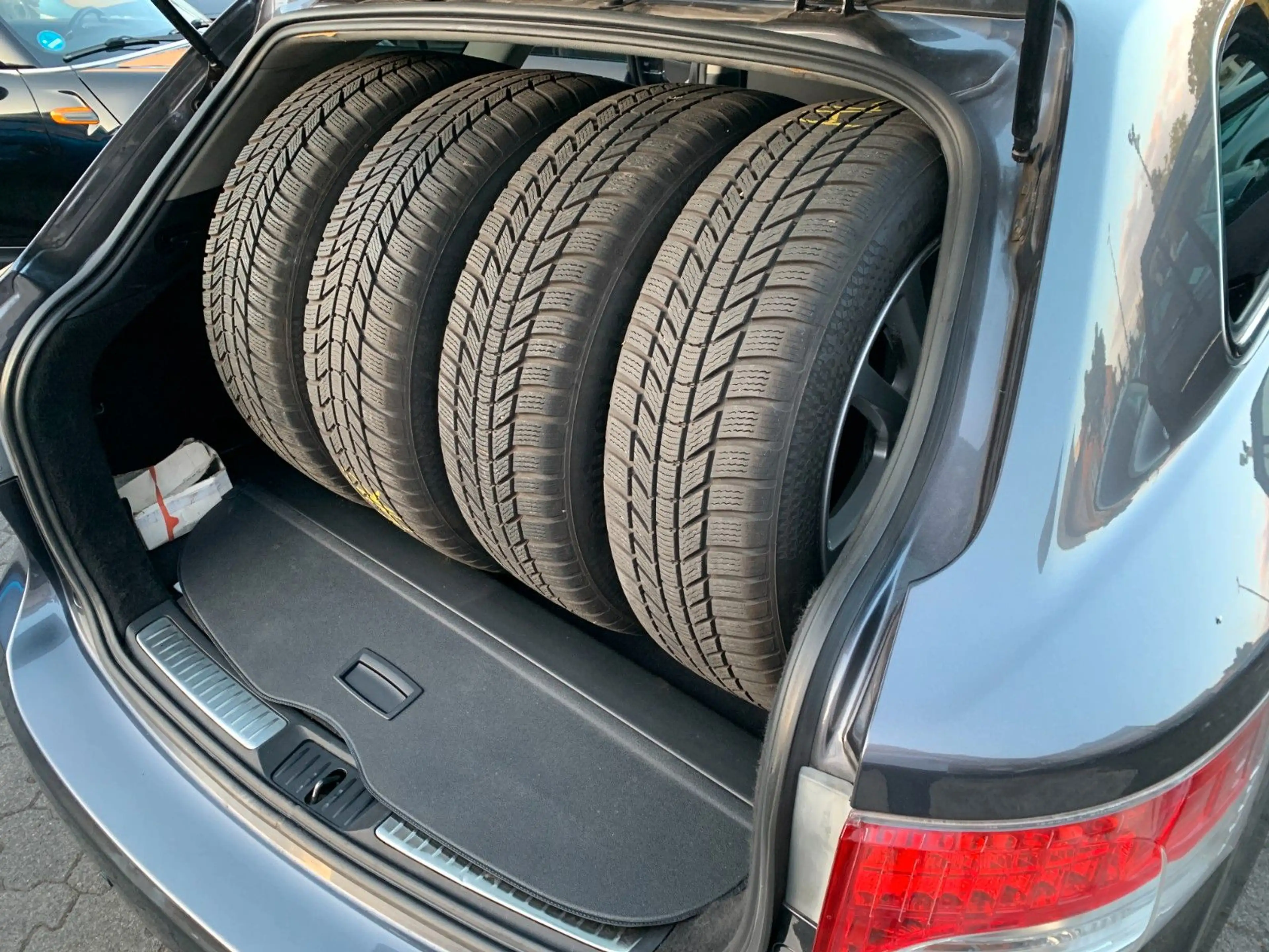 Toyota Avensis Kombi 2.2 Diesel Edition Service Heft — photo 8