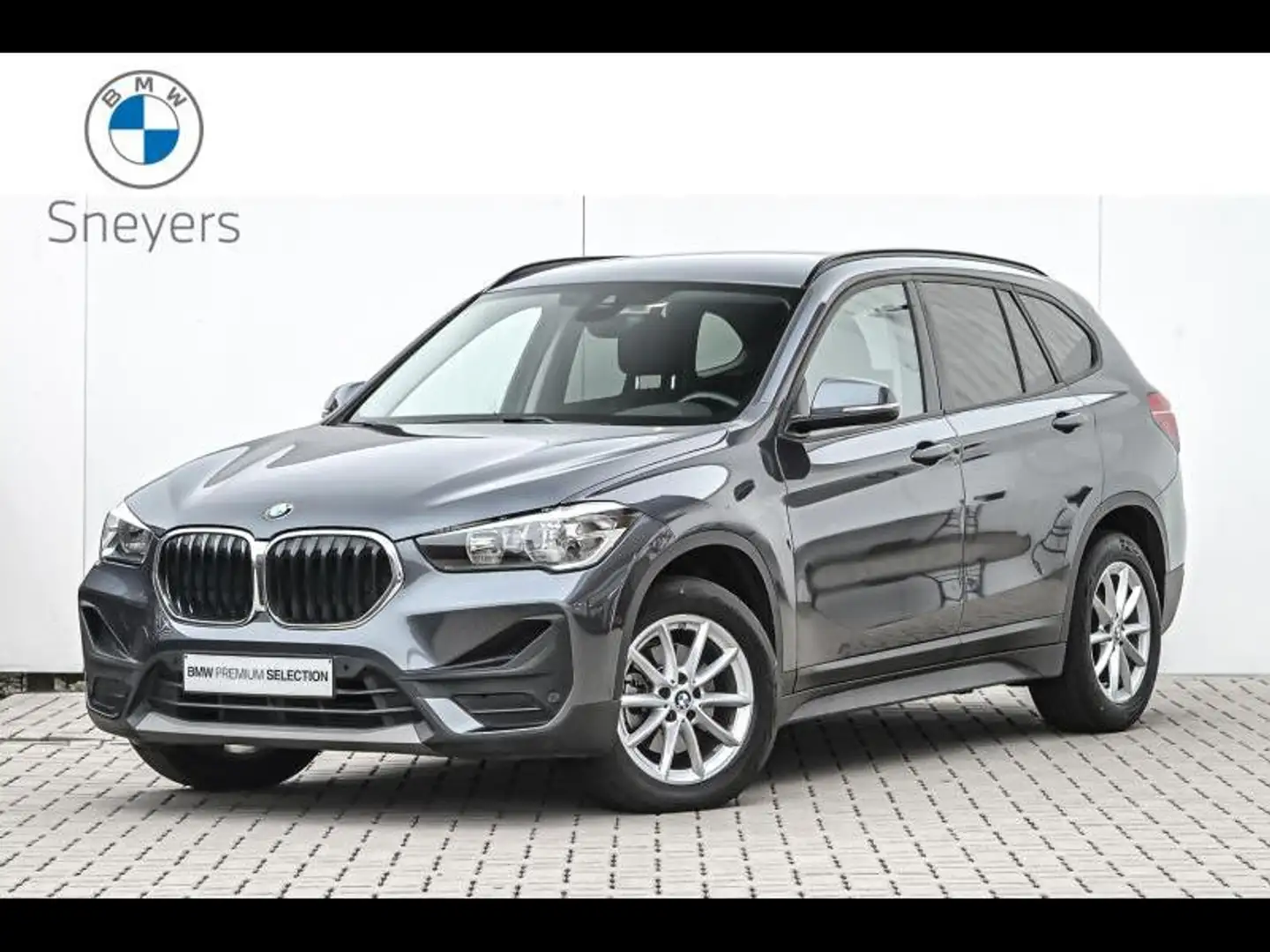 BMW X1 sDrive18i Schwarz - 2